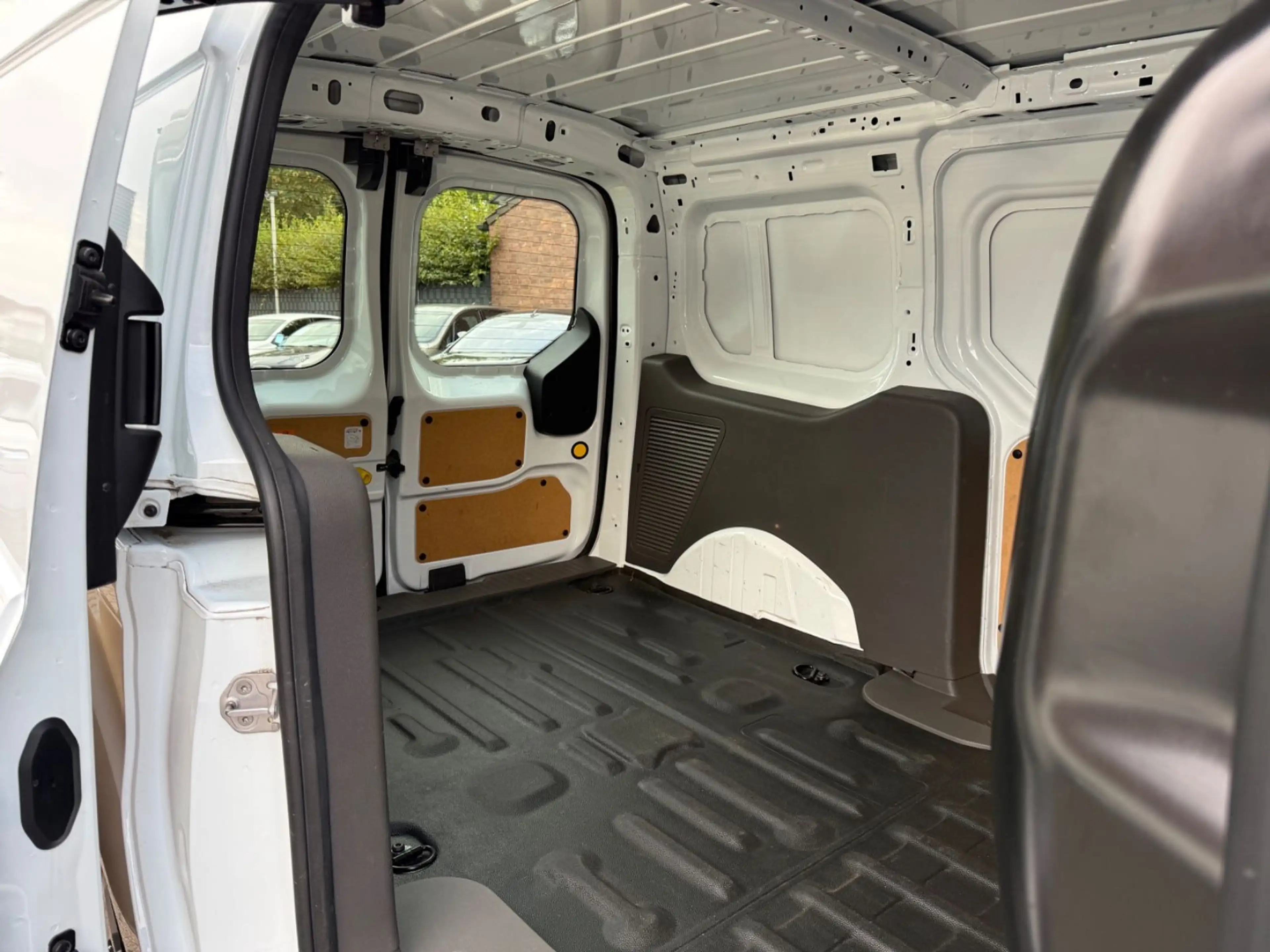 Ford Transit Connect Lang L2 *Navi*SHZ*3-Sitze*Kamera — photo 27