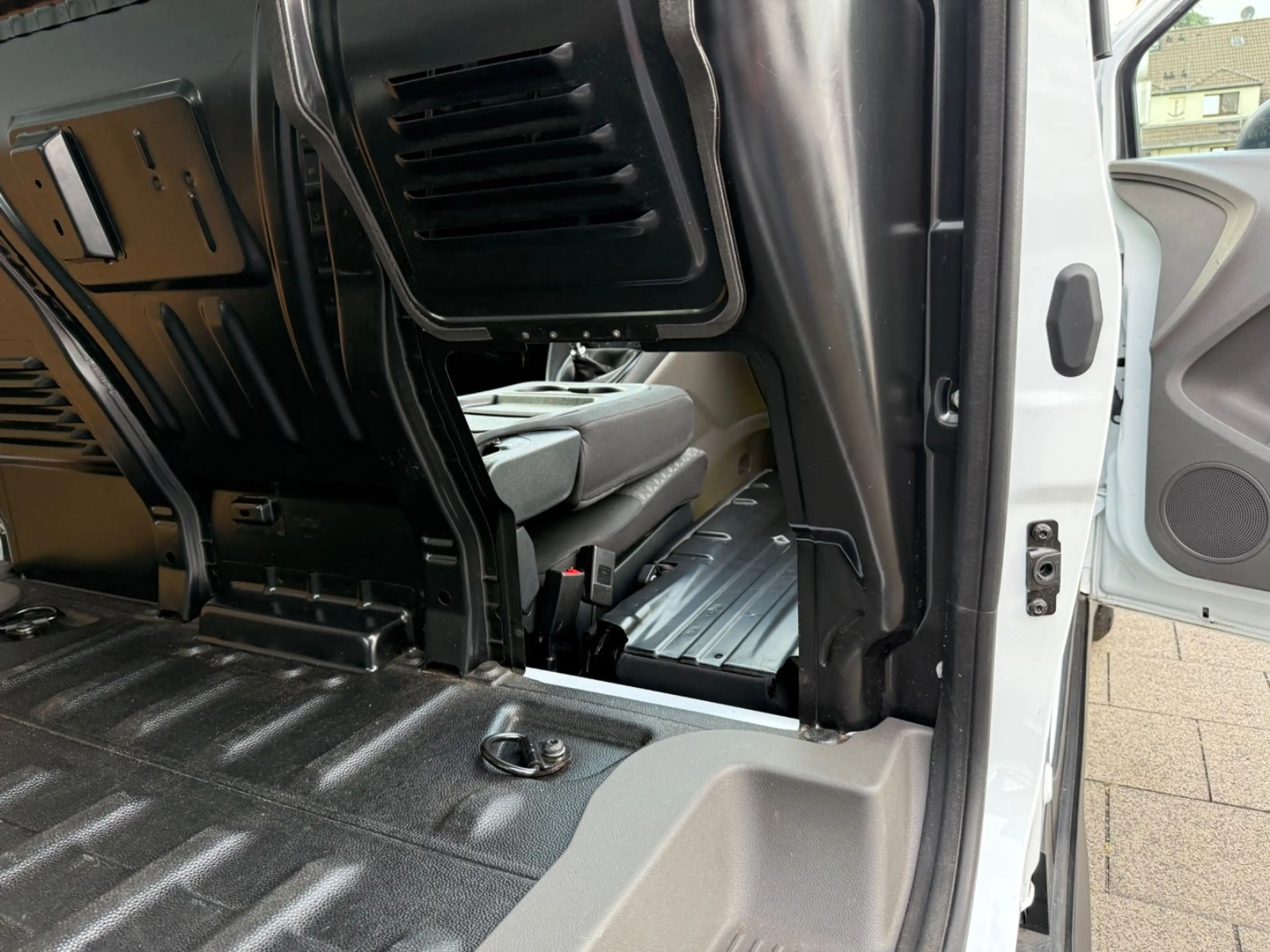 Ford Transit Connect Lang L2 *Navi*SHZ*3-Sitze*Kamera — photo 29