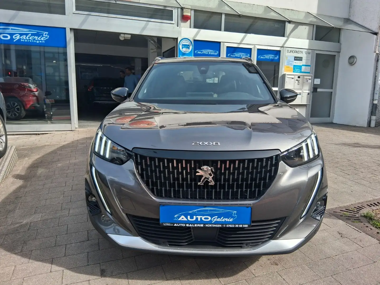 Peugeot 2008 gt line/Klima/Sitzheizung/Navigation Grau - 2