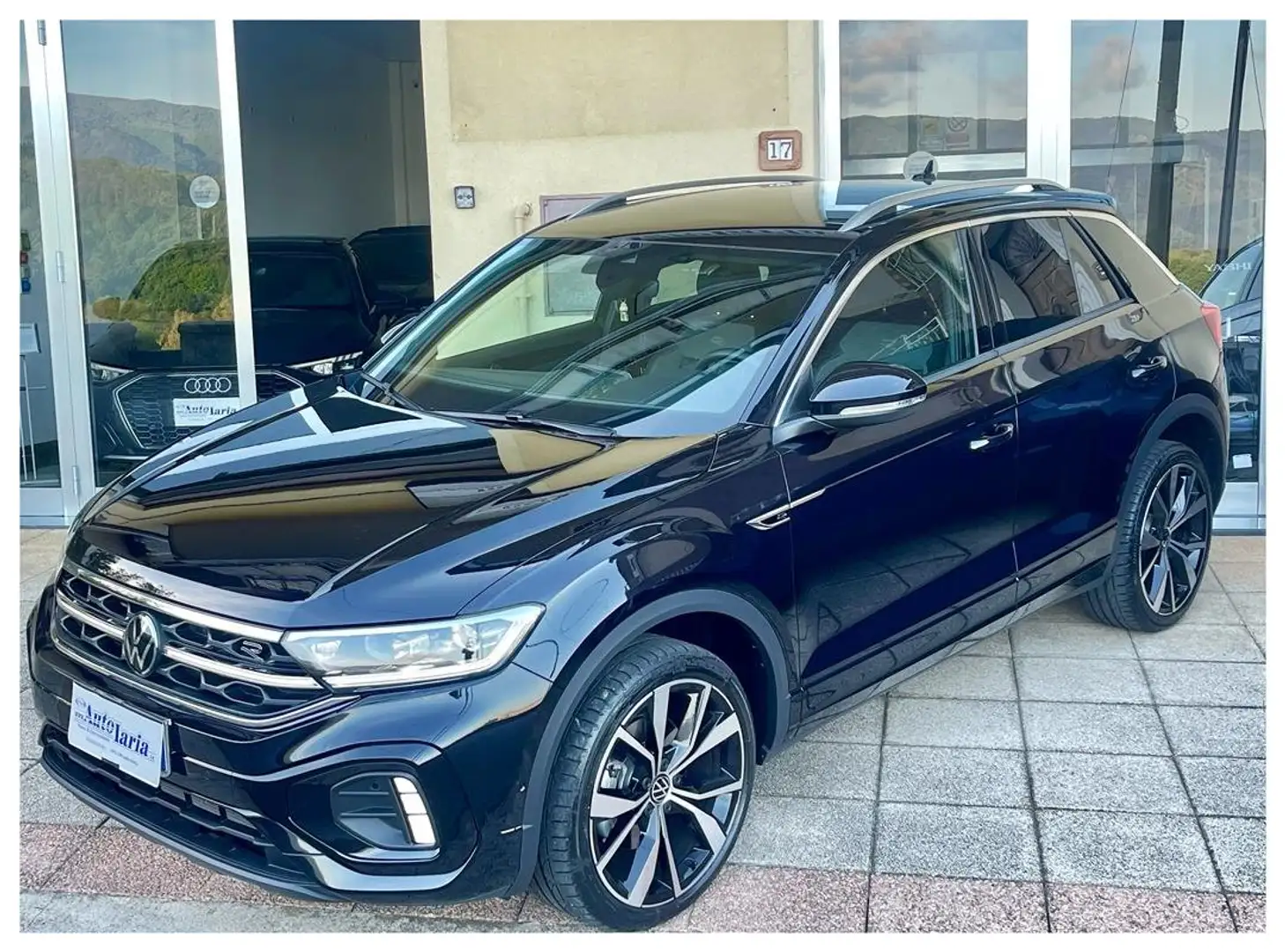 Volkswagen T-Roc T-Roc 2.0 tdi R-Line 150cv dsg Full Optional Nero - 2