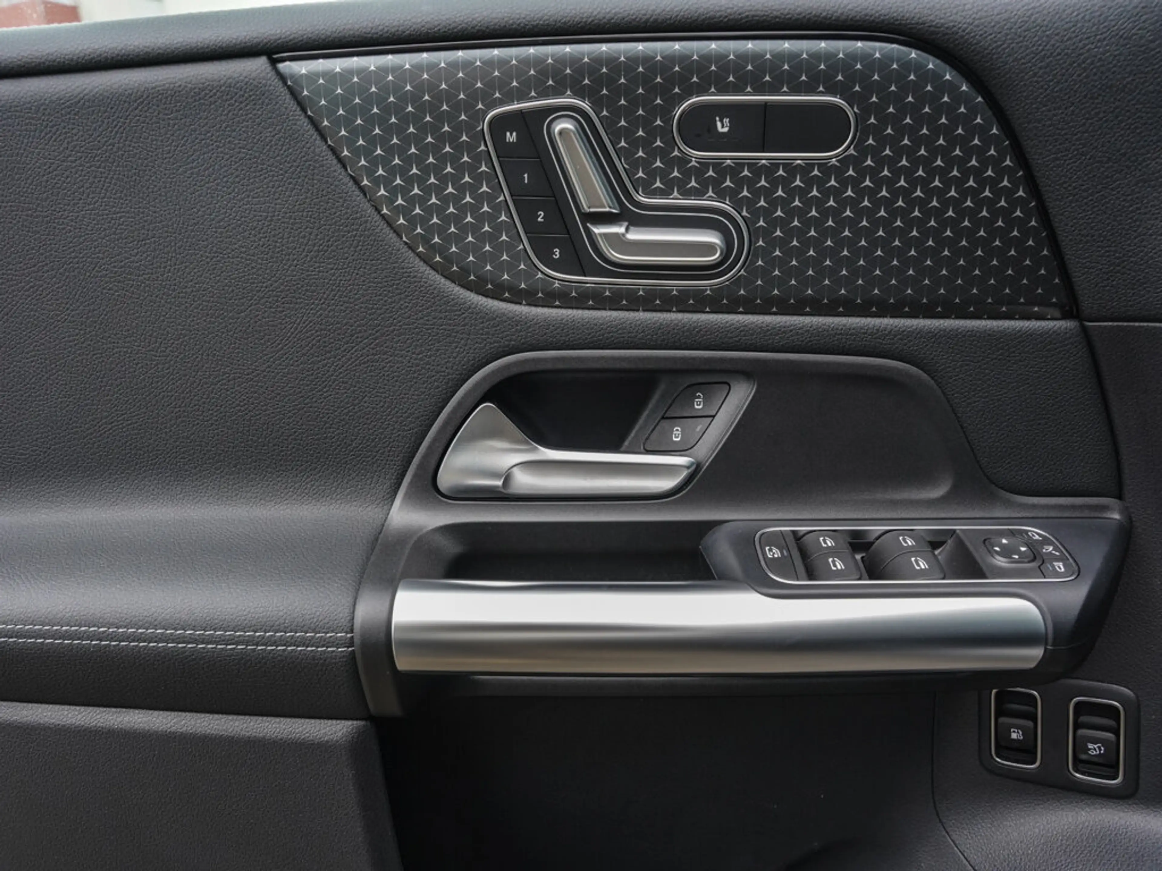 Mercedes-Benz B 250 B 250 e PROGRESSIVE PANO BURMESTER AHK MEMORY  LED — photo 15