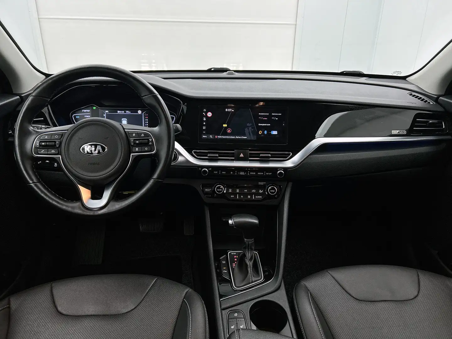 Kia Niro 1.6 GDi Hybrid DynamicPlusLine Digitaal dash, Lede Noir - 2