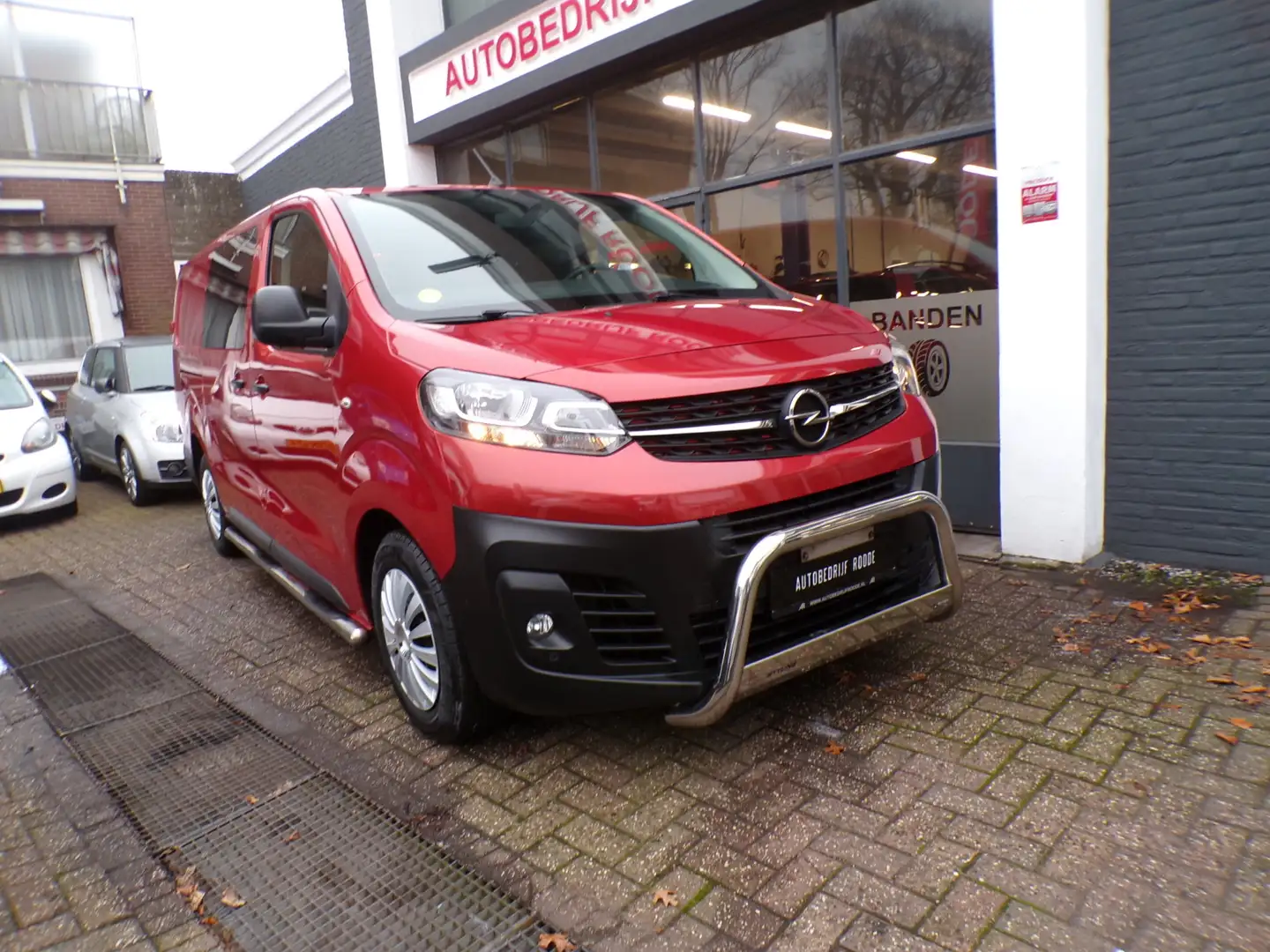 Opel Vivaro 2.0 CDTI L3 Dubbel Cabine Lang 1e EIGENAAR,MARGE,V Rood - 2