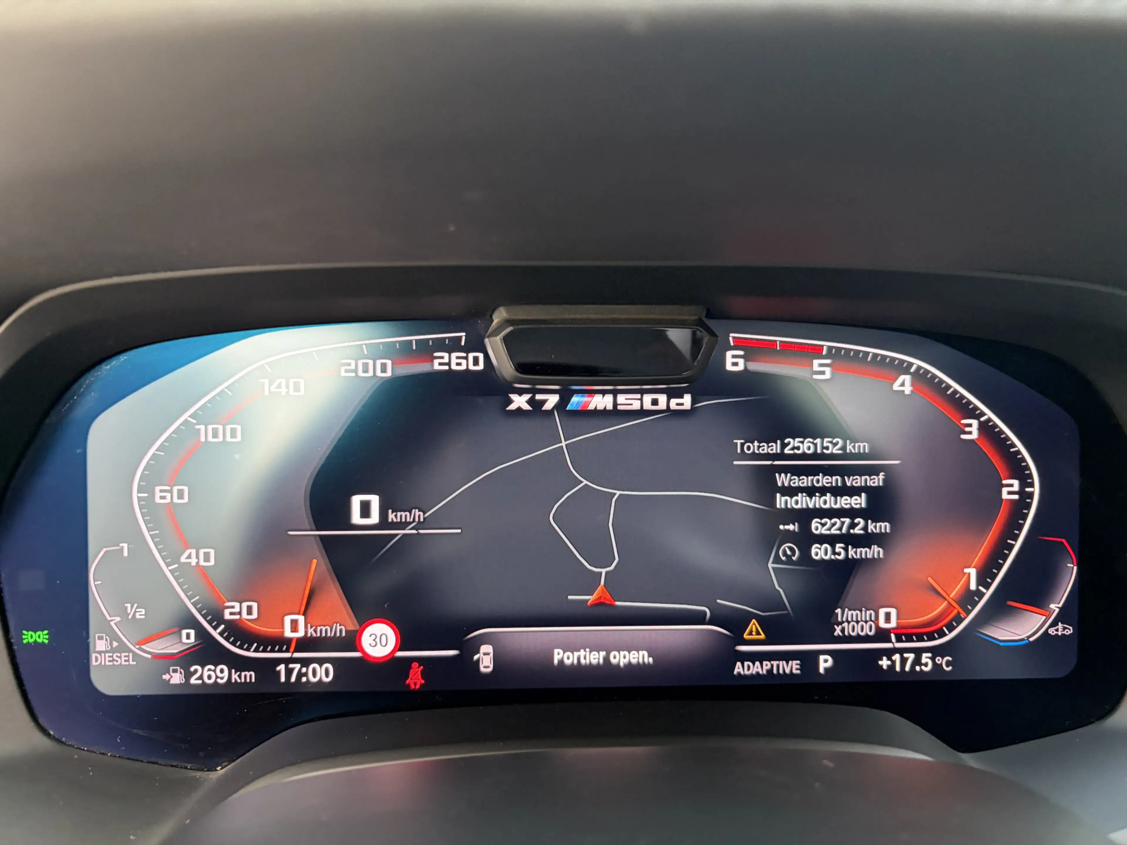 BMW X7 M50d High Executive / AUTOMAAT / SKYLOUNGE / 7PERS — photo 14