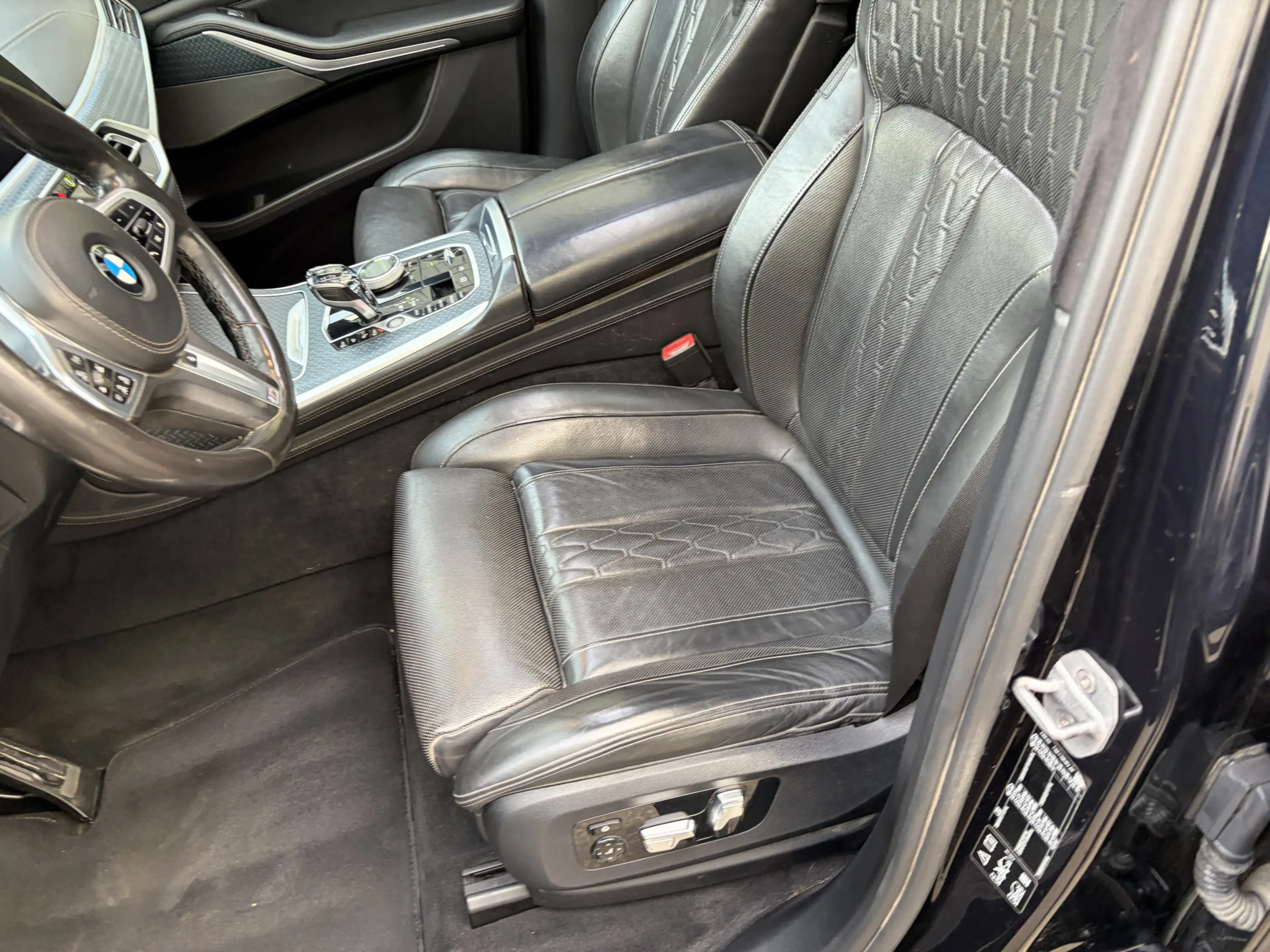 BMW X7 M50d High Executive / AUTOMAAT / SKYLOUNGE / 7PERS — photo 11