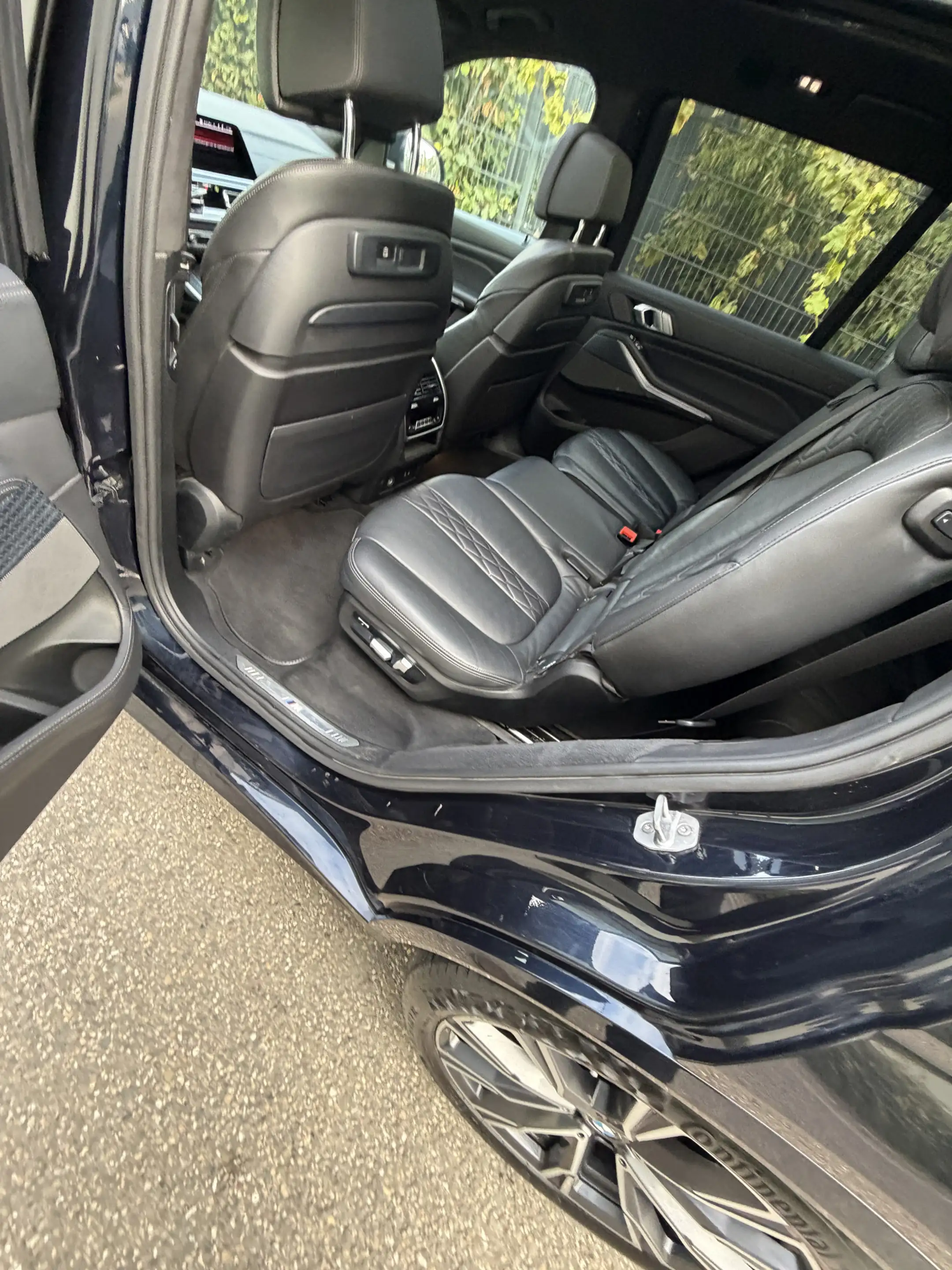 BMW X7 M50d High Executive / AUTOMAAT / SKYLOUNGE / 7PERS — photo 7