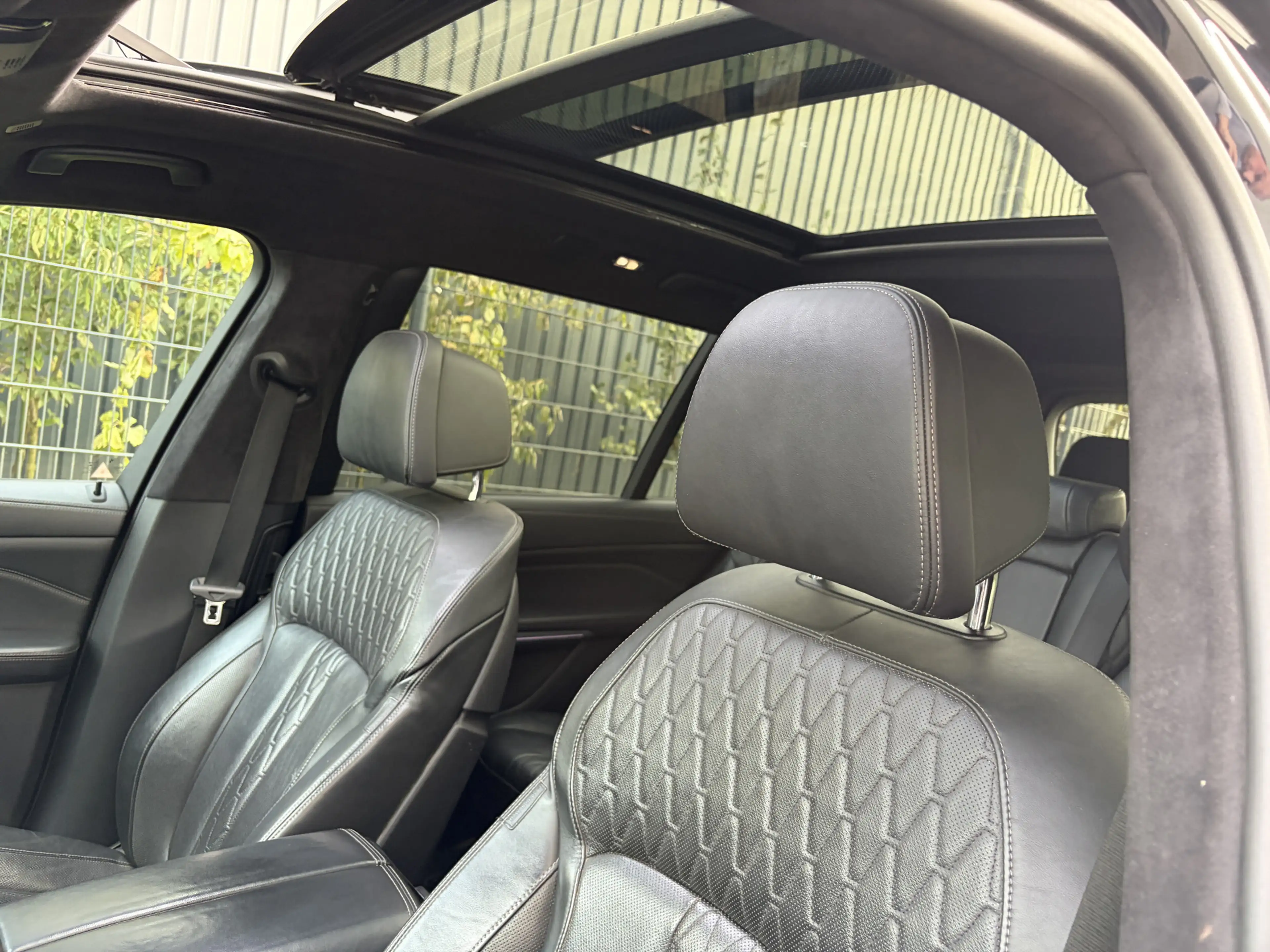 BMW X7 M50d High Executive / AUTOMAAT / SKYLOUNGE / 7PERS — photo 12
