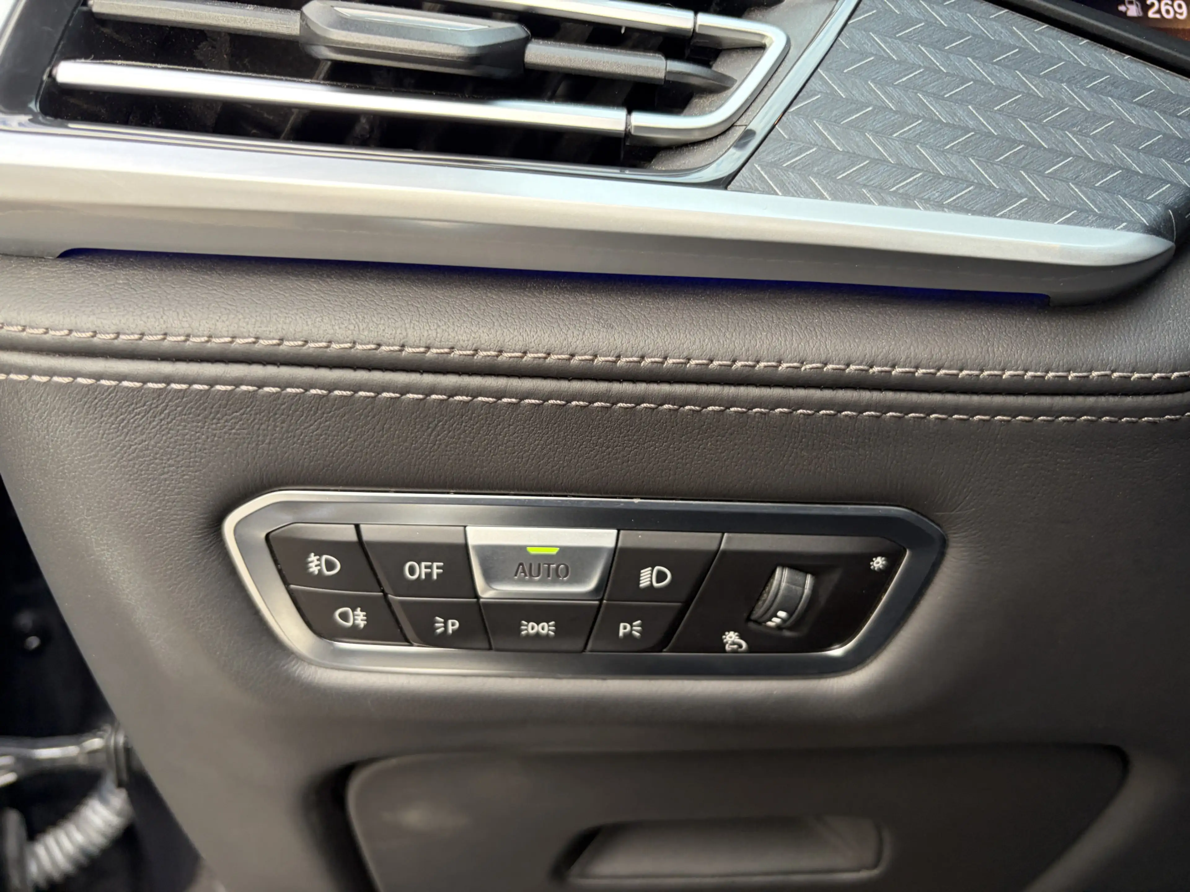 BMW X7 M50d High Executive / AUTOMAAT / SKYLOUNGE / 7PERS — photo 13