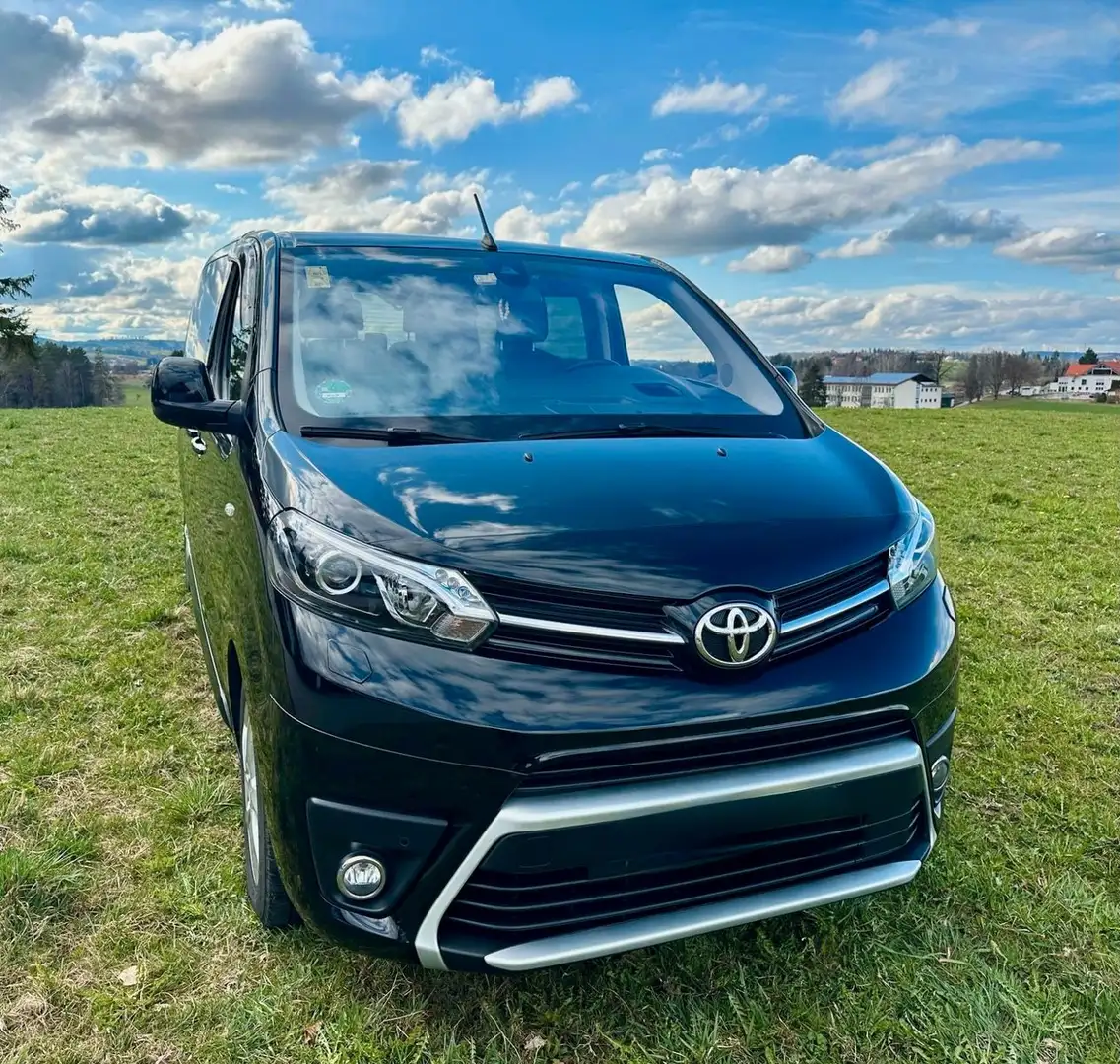 Toyota Proace Vers 2,0-l-D-4D L1 Aut. 7 Seat Executive Schwarz - 1