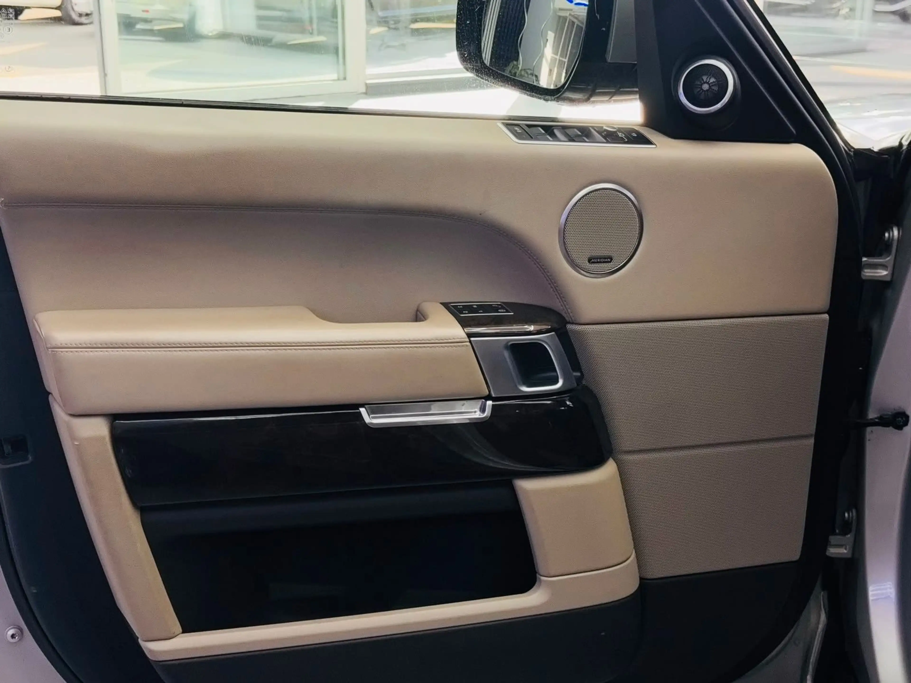 Land Rover Range Rover Jaguar 4.4 V8 — photo 7