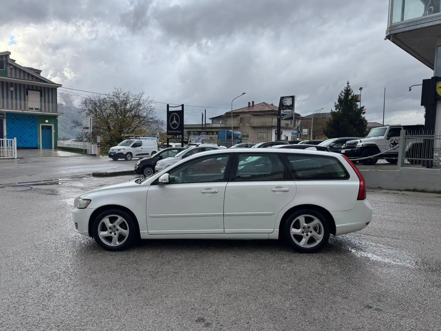 Volvo V50 V50 1.6 d2 R-design 115cv Garanzia 24 mesi Wit - 2