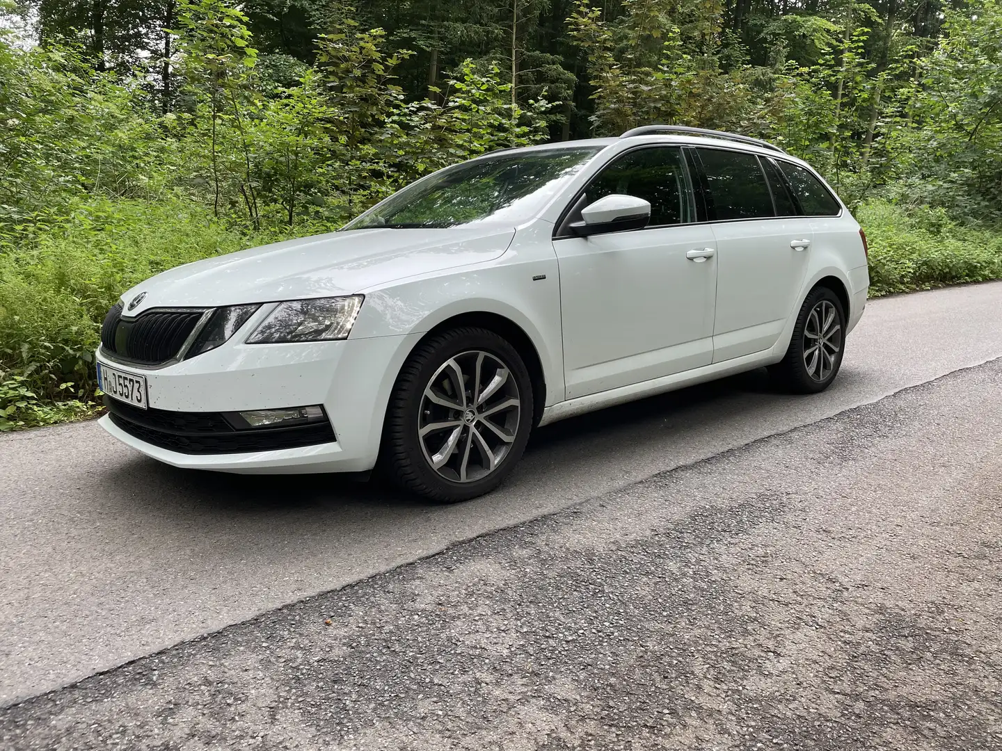 Skoda Octavia Combi 2.0 TDI Ambition - 1