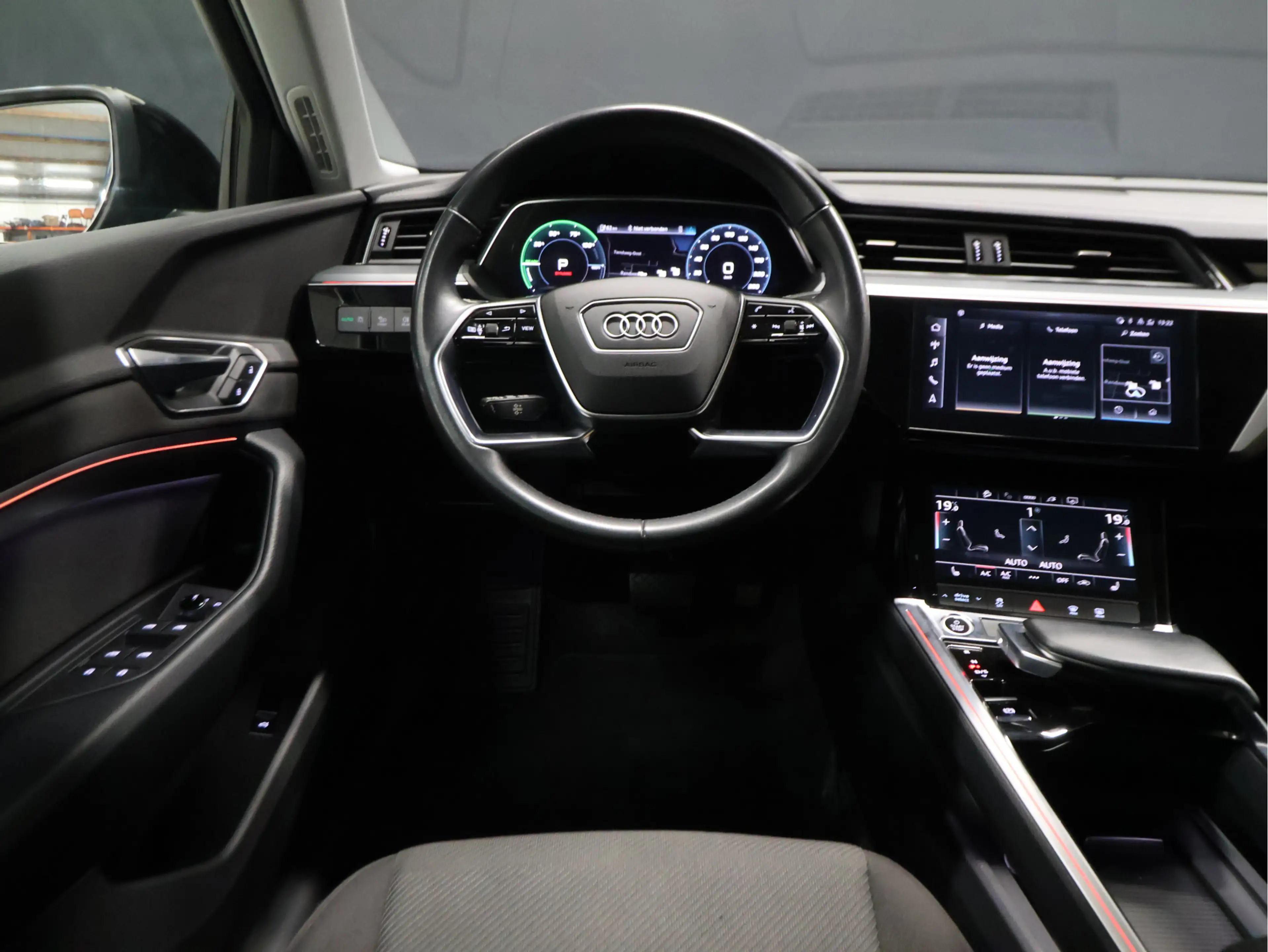 Audi e-tron 55 quattro edition 95 kWh [SCHUIFKANTELDAK, APPLE — photo 9