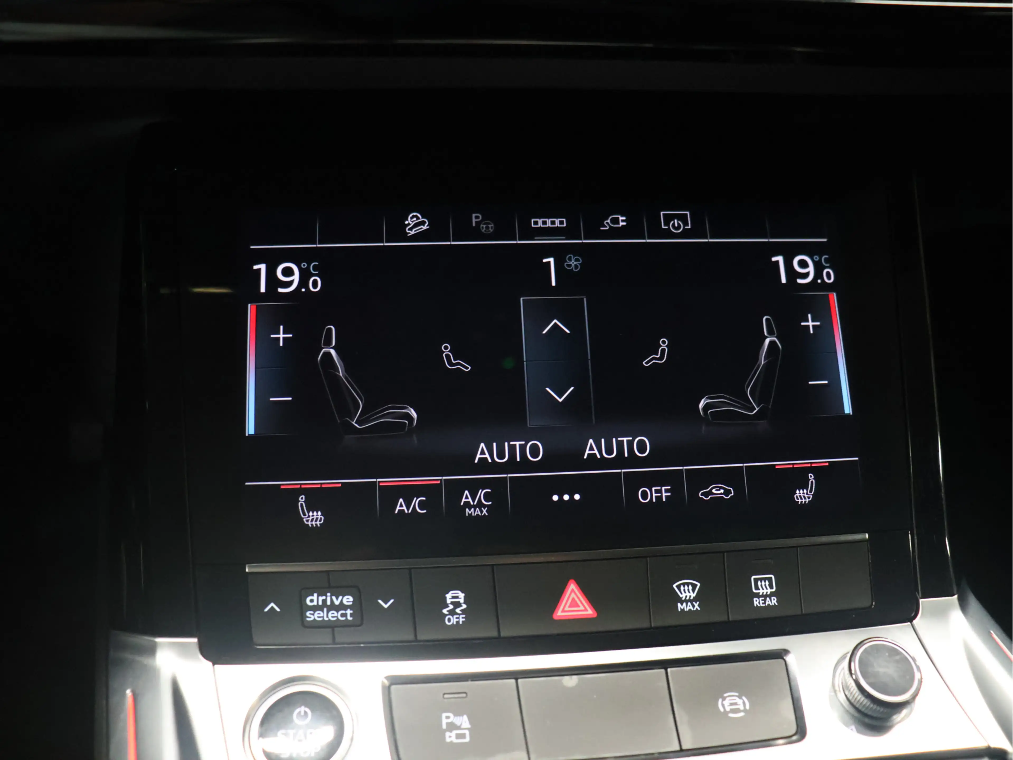 Audi e-tron 55 quattro edition 95 kWh [SCHUIFKANTELDAK, APPLE — photo 16