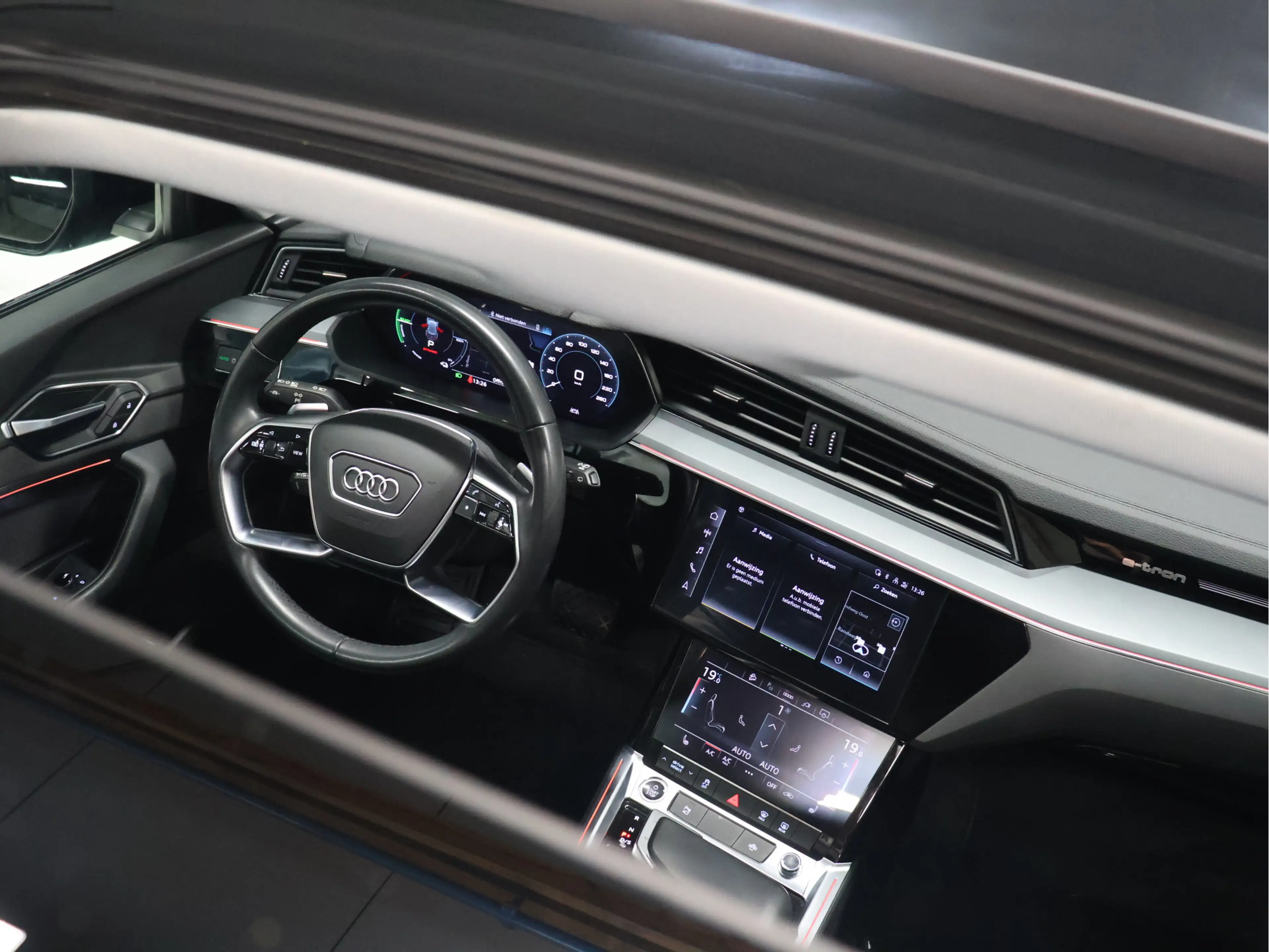 Audi e-tron 55 quattro edition 95 kWh [SCHUIFKANTELDAK, APPLE — photo 5