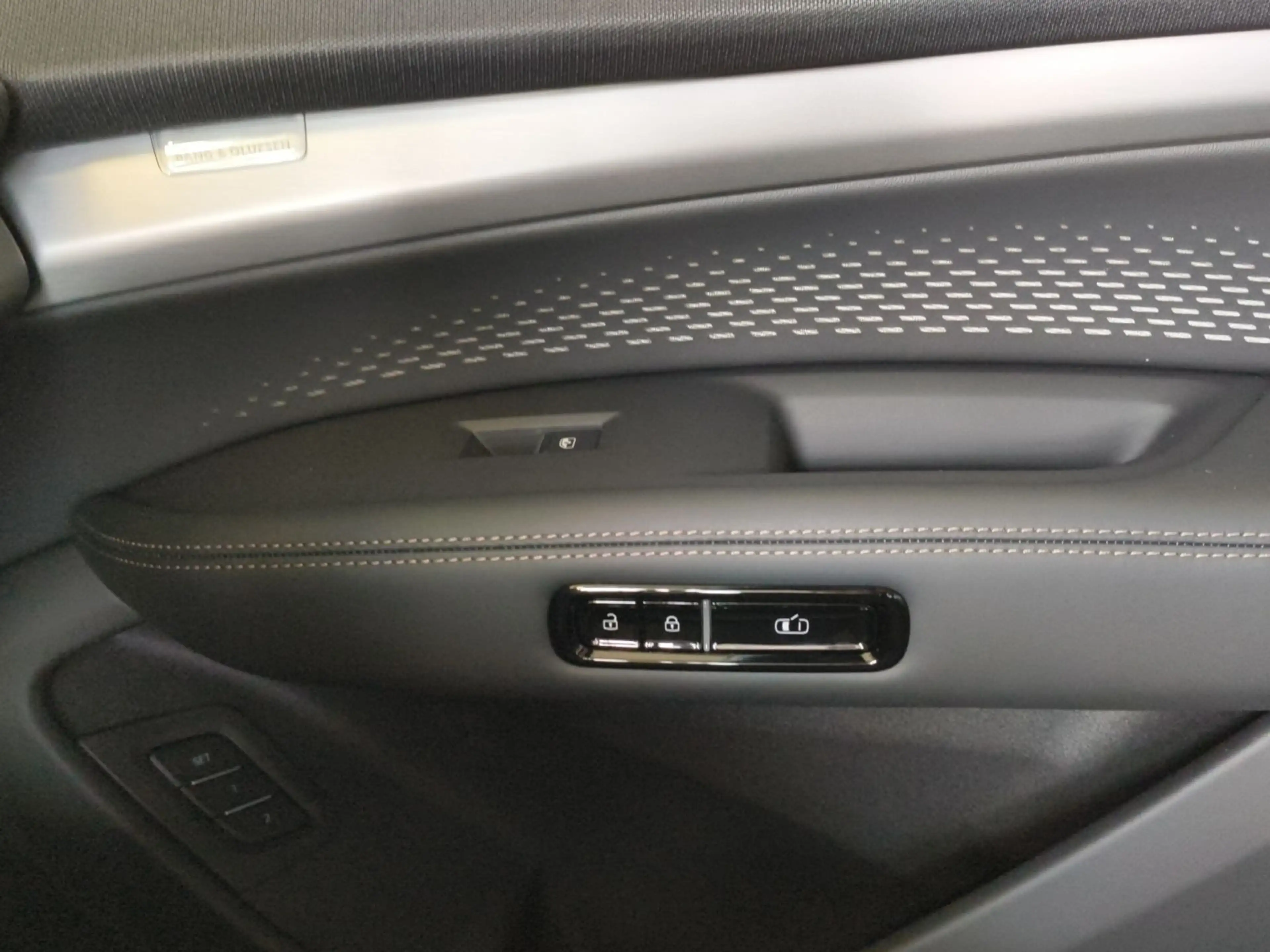 Audi Q7 Audi Q7 SUV TDI quattro tiptronic 7-SITZER MA — photo 15