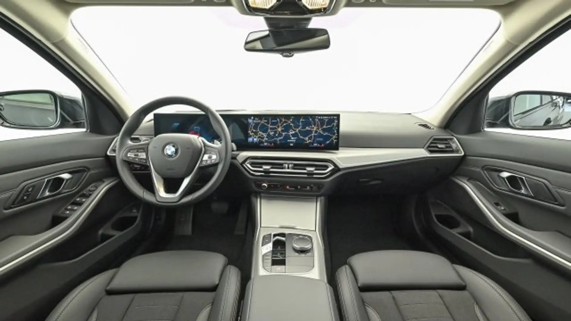 BMW 318 d Touring G21 B47 Schwarz - 2