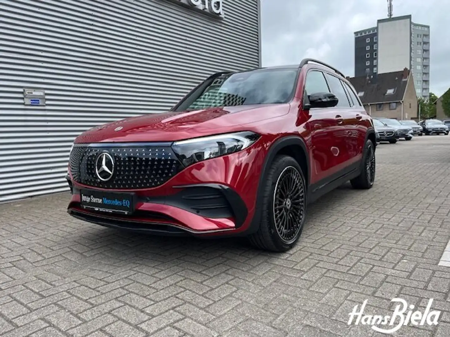 Mercedes-Benz EQB 350 EQB 350 4M AMG Prem/20"/Pano/Bur/Dis/AHK/LED/360 Червоний - 2