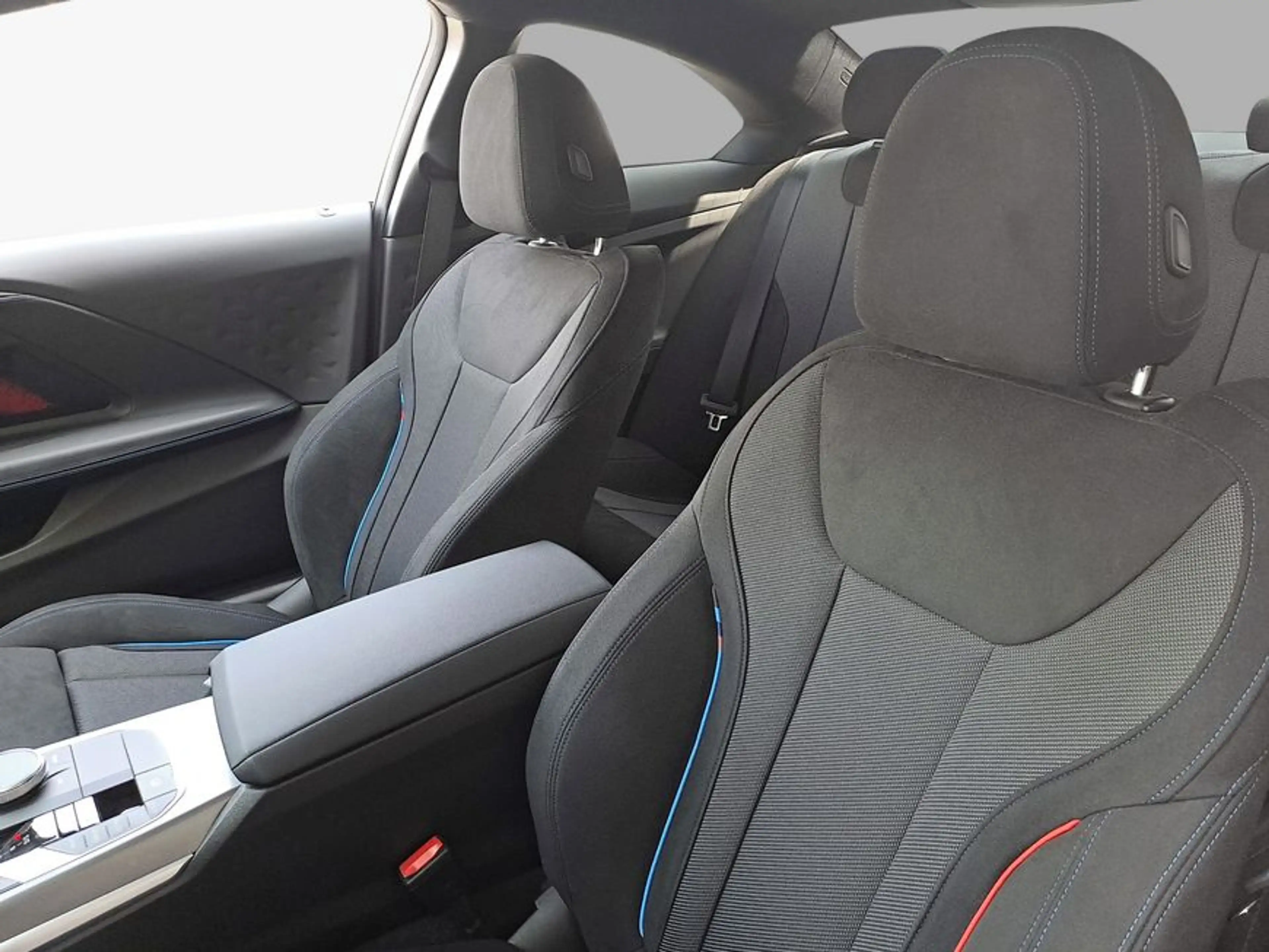 BMW 218 i Coupe Aut. 115 kW, 2-türig — photo 12