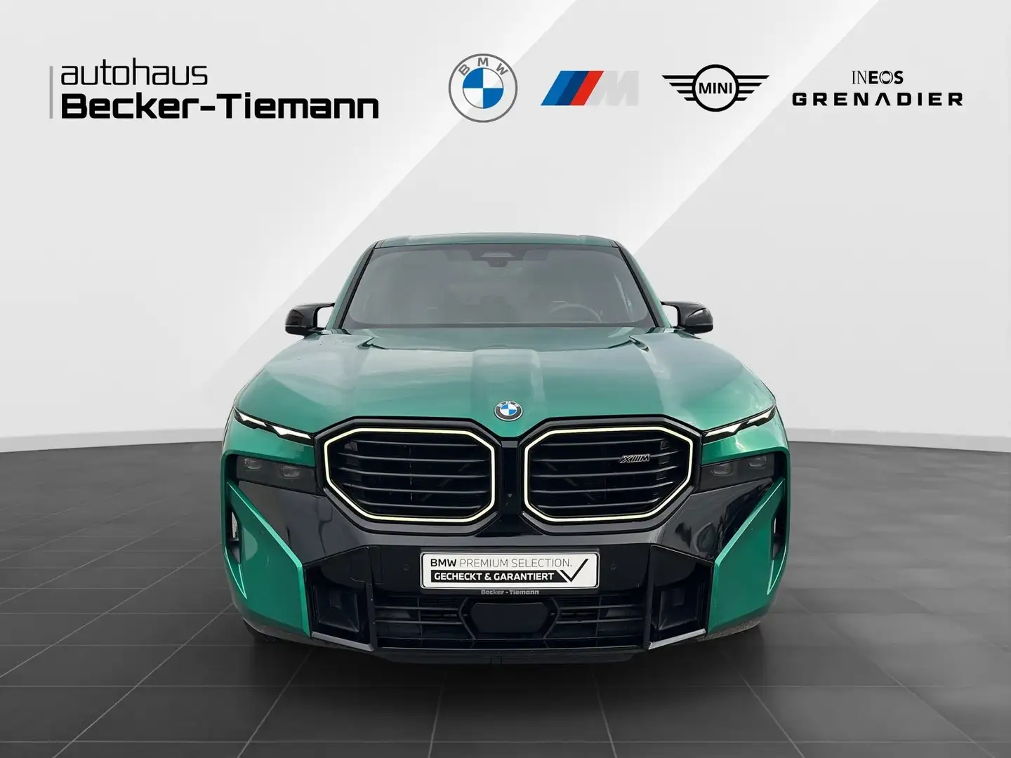 BMW XM 50e Iconic Glow/M Sportbremse/23Zoll/AHK/DrivingPr Grün - 2