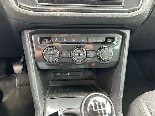 Volkswagen Tiguan view 10