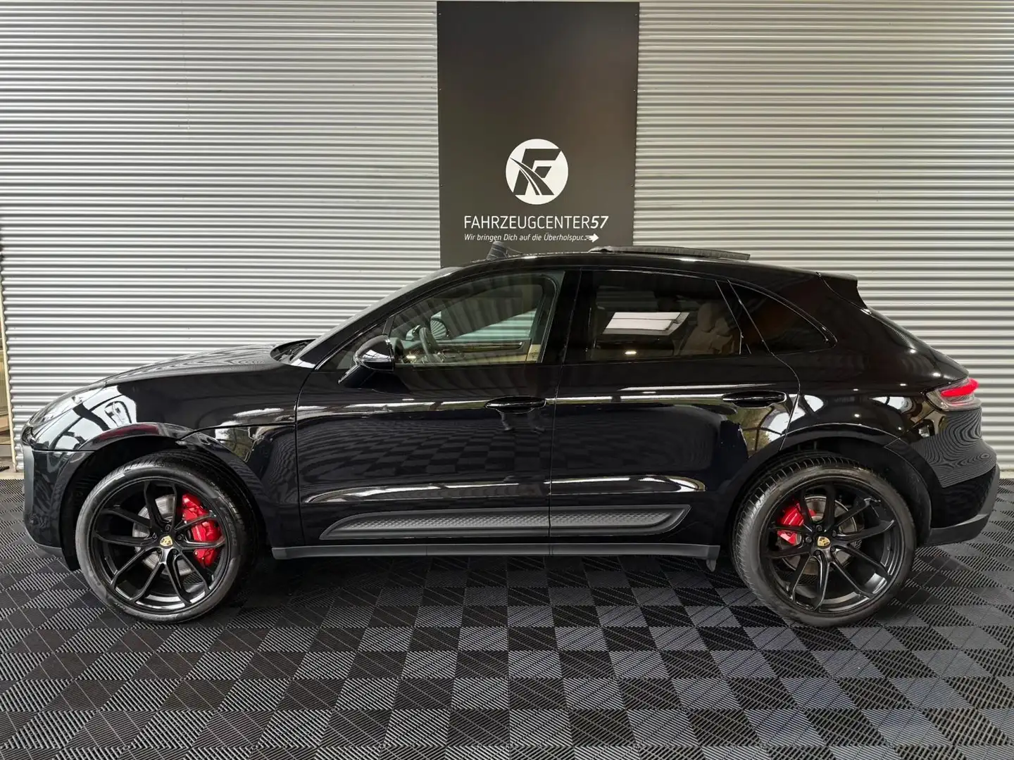 Porsche Macan S/BOSE/PANO/ACC/CARPLAY/RÜCKFAHRKAMERA Schwarz - 2
