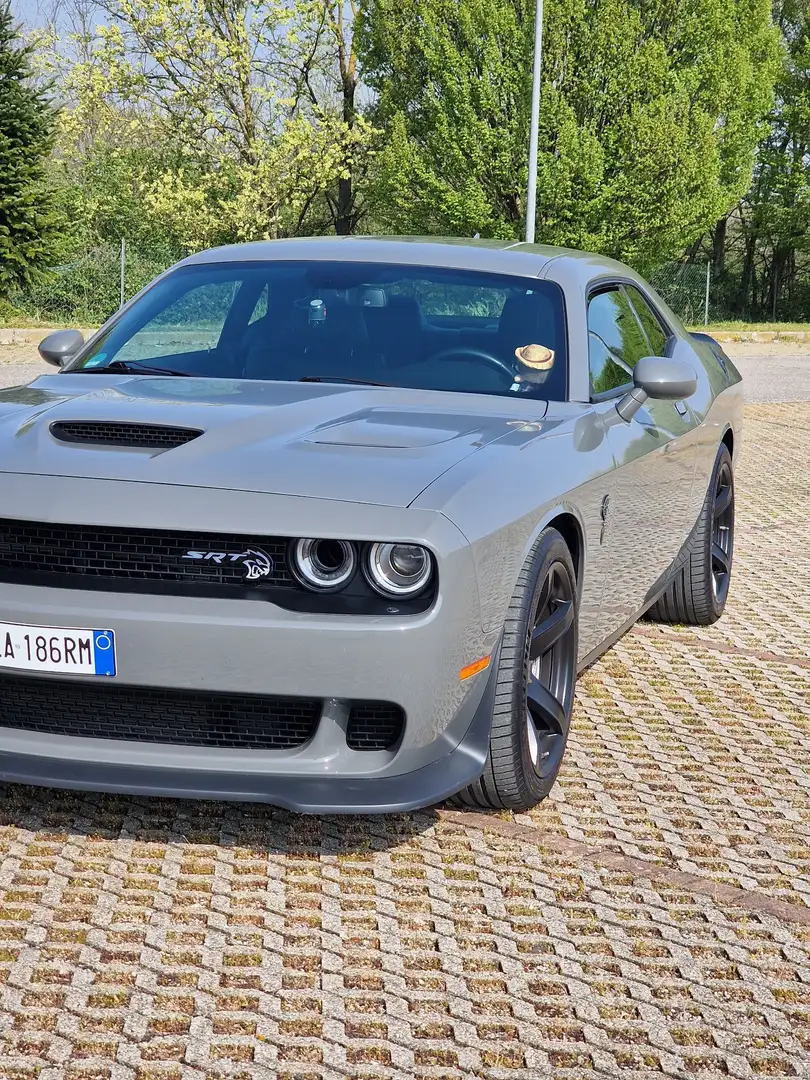 Dodge Challenger SRT HELLCAT 6.2 / cv 717 V8 - 2