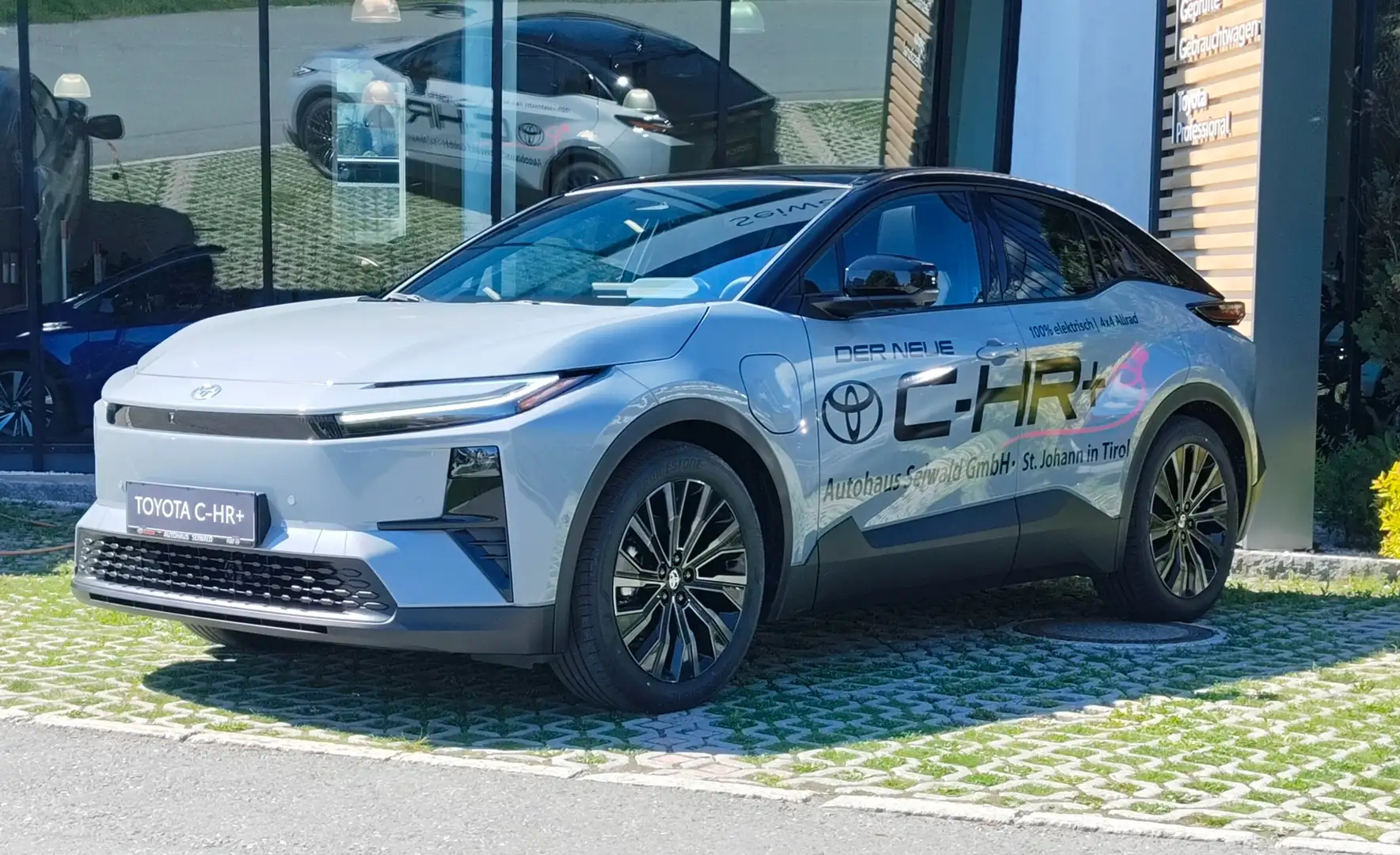 Toyota C-HR+ C-HR+ Elektro 77kWh AWD Lounge Grau - 1