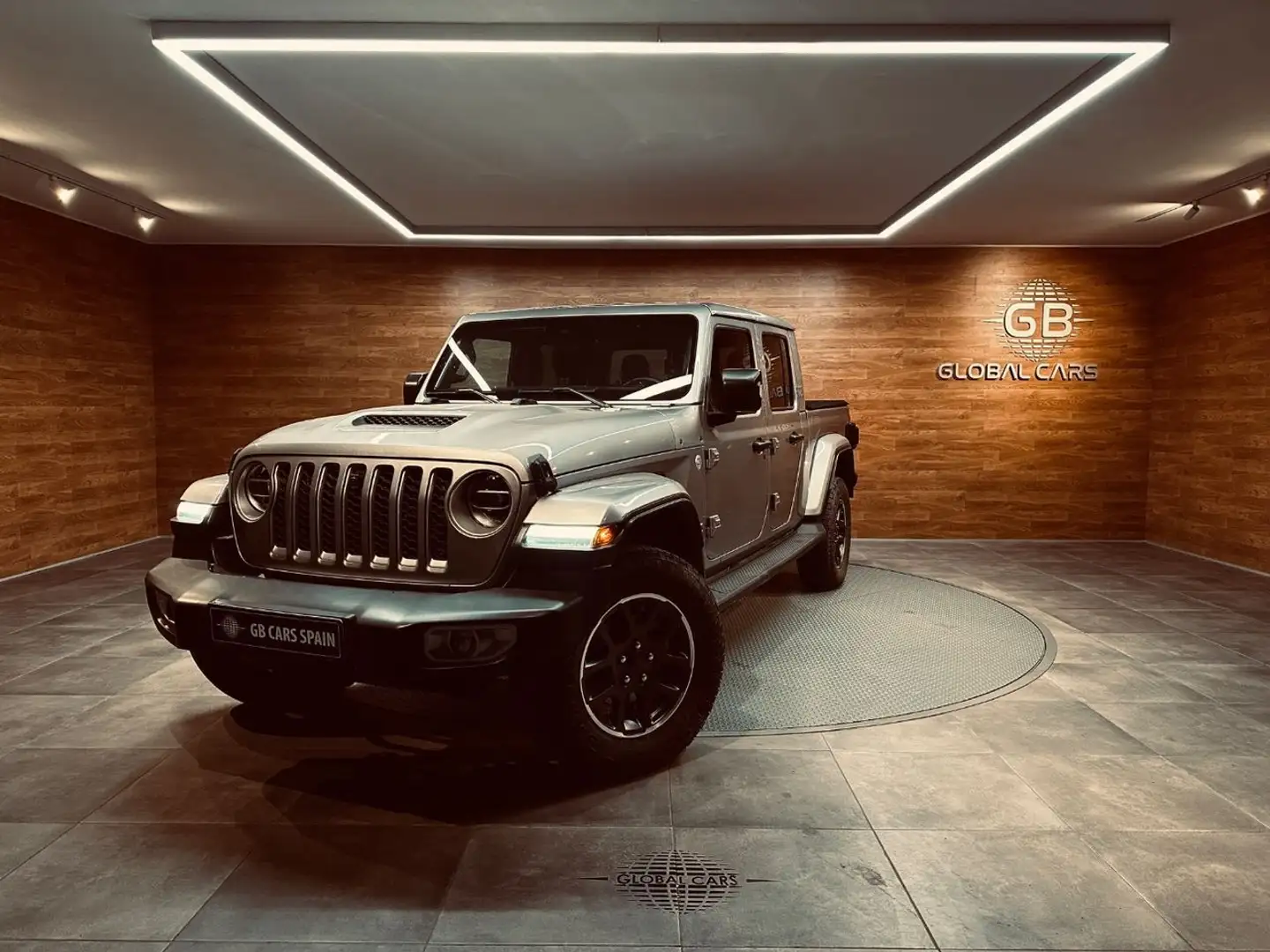 Jeep Gladiator 3.0 Ds 194kW 264CV 4wd Overland Gris - 1