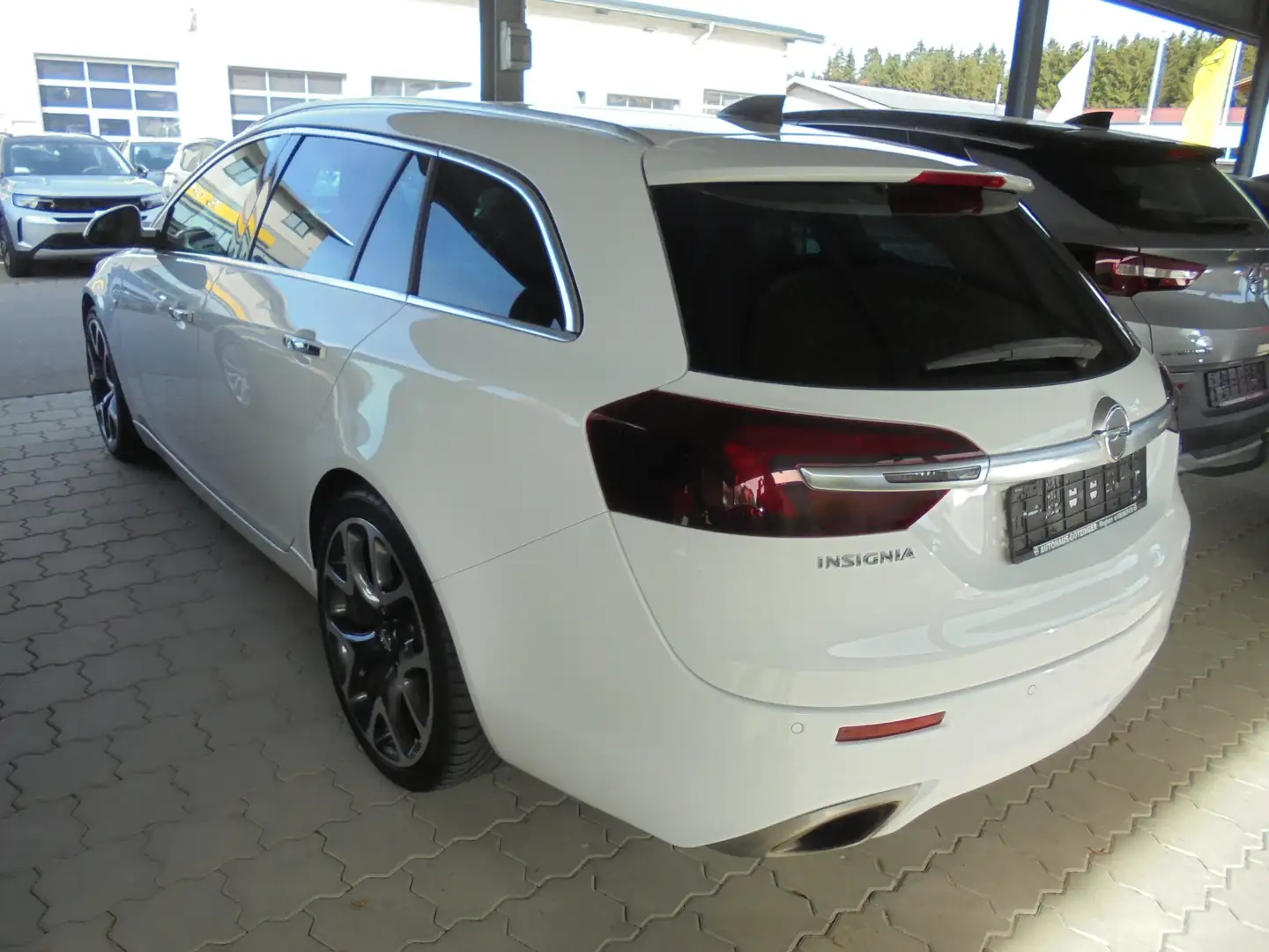 Opel Insignia OPC 4x4 Recaro Rückfahrkamera 20 Zoll AHK Weiß - 2