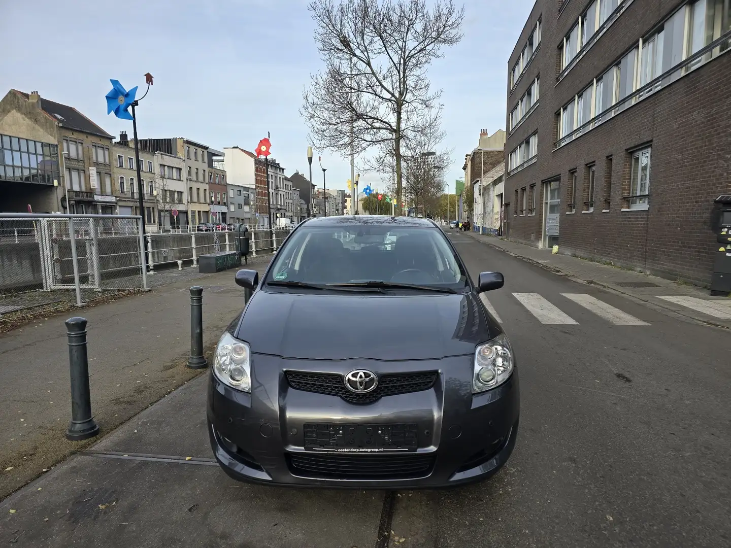 Toyota Auris Auris 1.6i Dual VVT-i Linea Luna(EXPORT AFRICA ) - 1