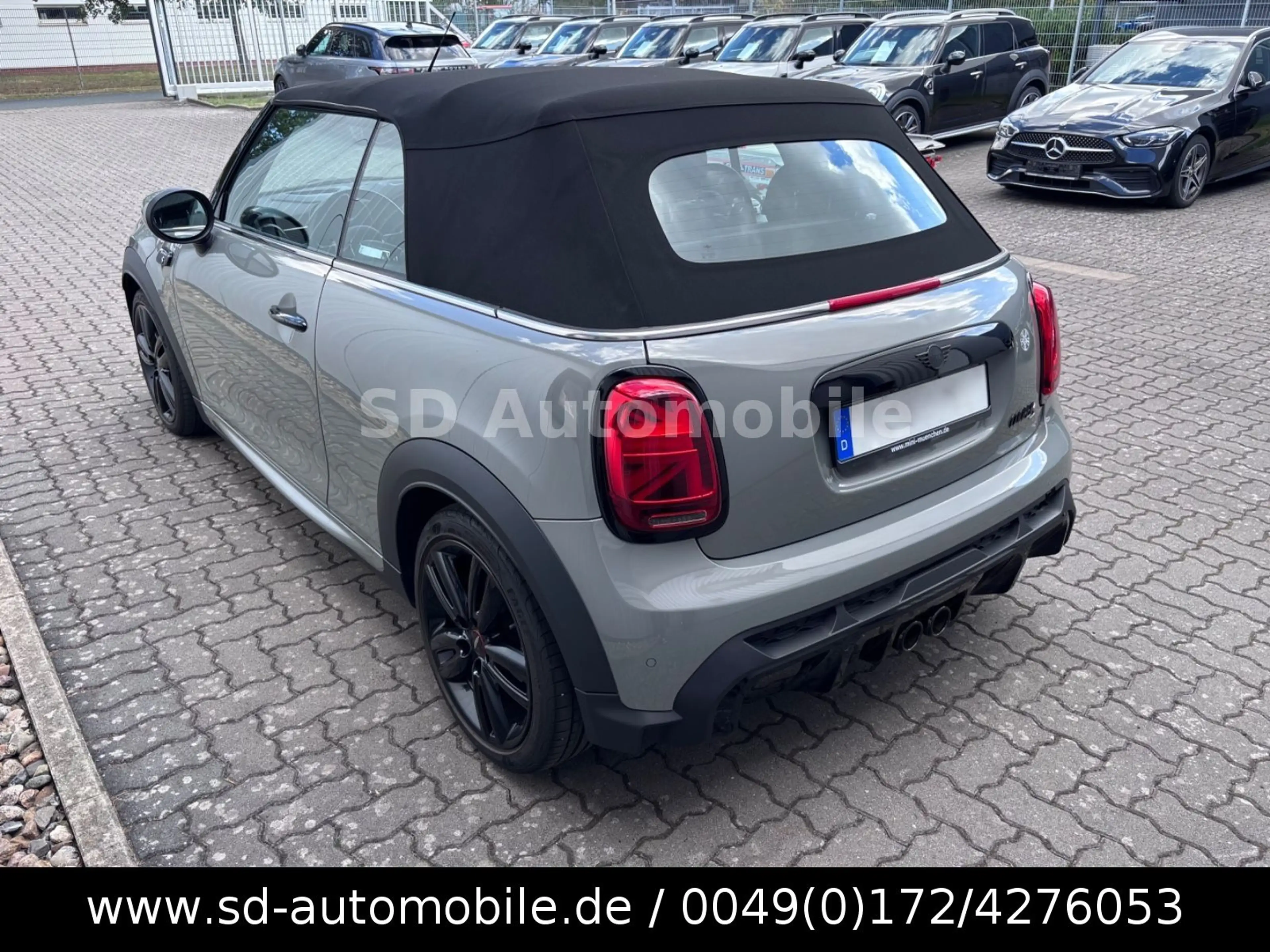 MINI Cooper S Cabrio John Cooper Works Trim — photo 6