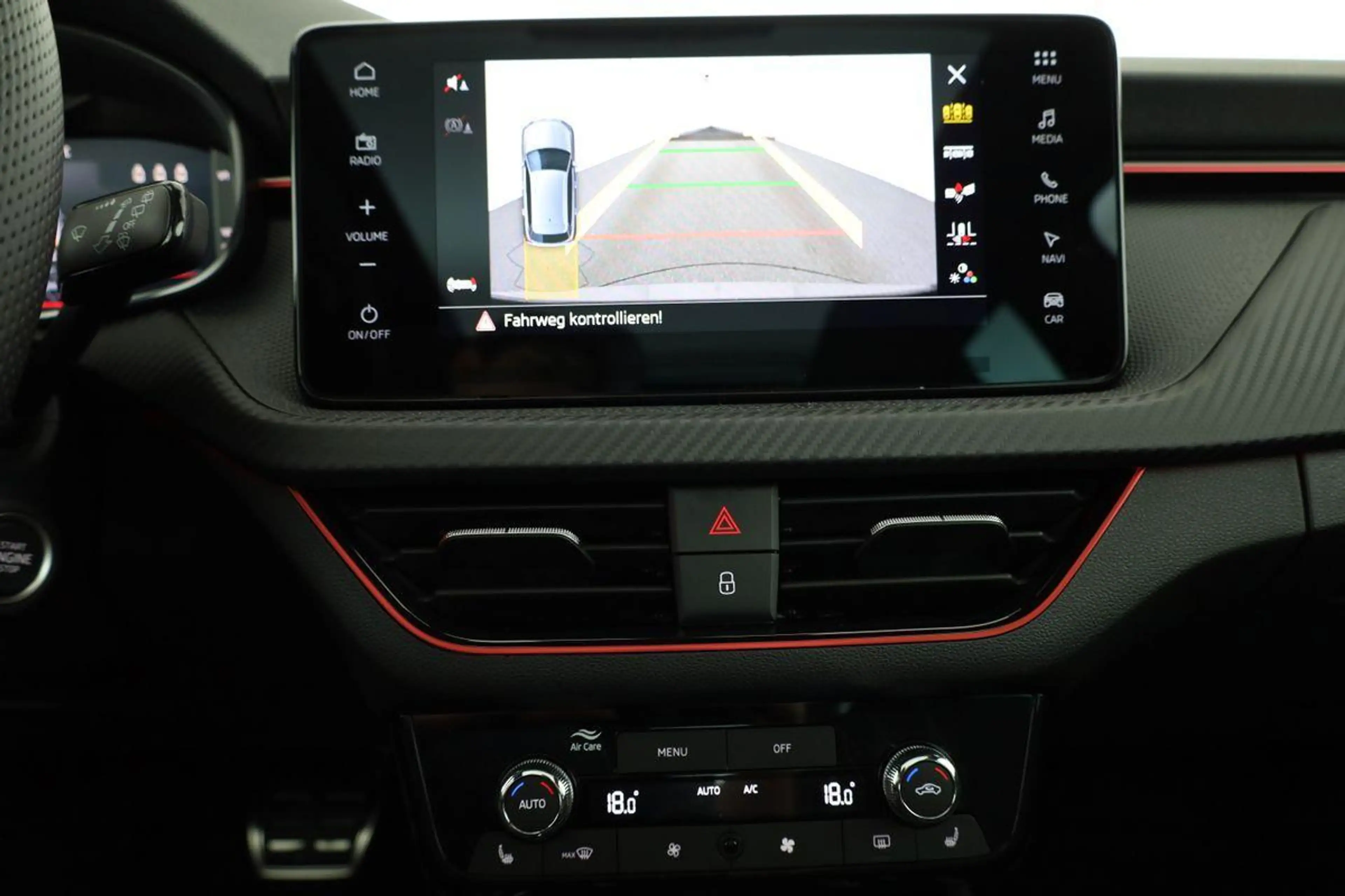 Skoda Kamiq Monte Carlo 1.0 TSI DSG Carlo, Pano, AHK, Navi,... — photo 6