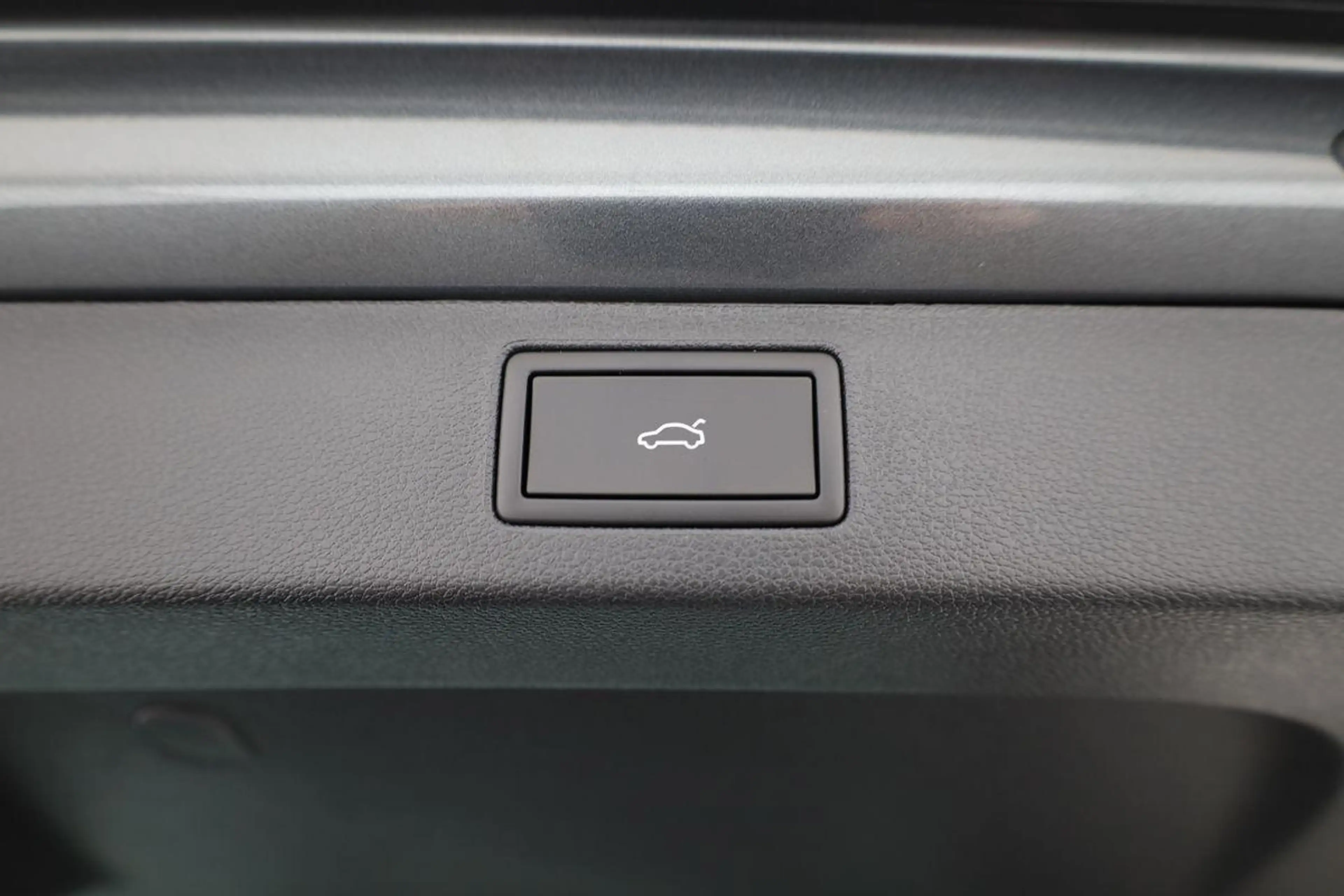 Skoda Kamiq Monte Carlo 1.0 TSI DSG Carlo, Pano, AHK, Navi,... — photo 14