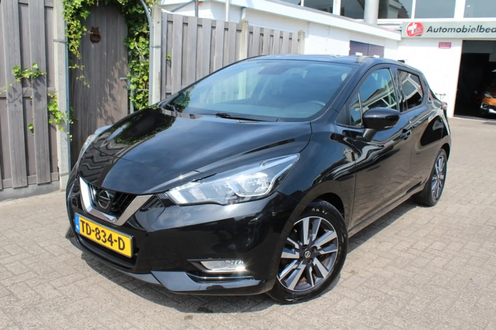 Nissan Micra 0.9 IG-T N-Connecta Nero - 2