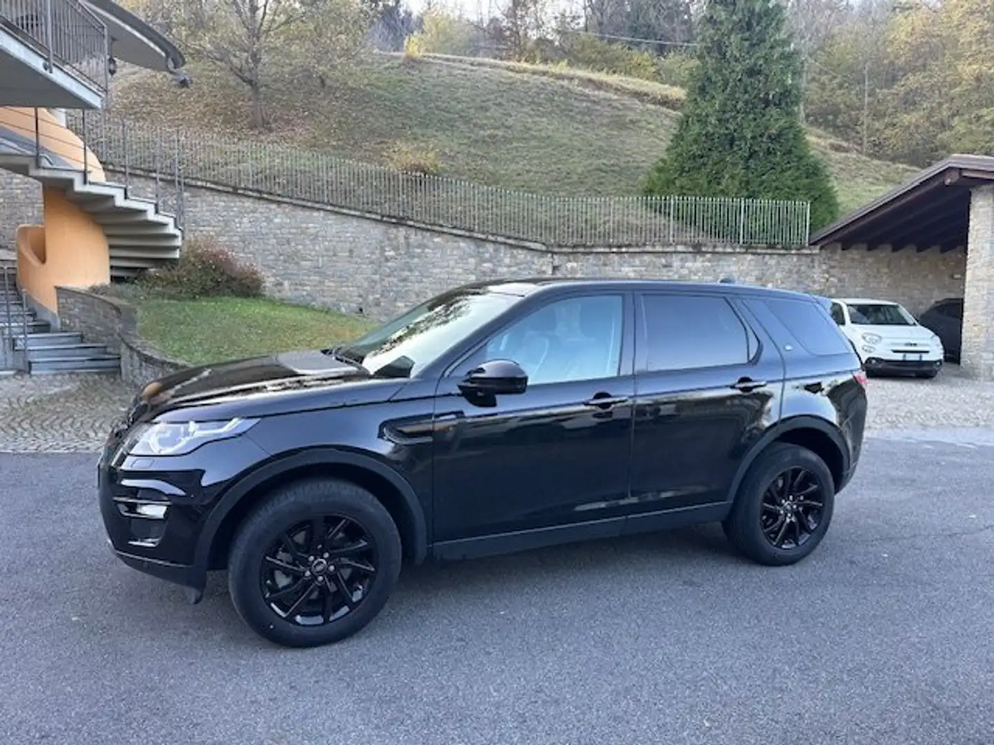Land Rover Discovery Sport 2.0 td4 HSE awd 180cv 7posti auto UNICOPROPRIET. Nero - 2