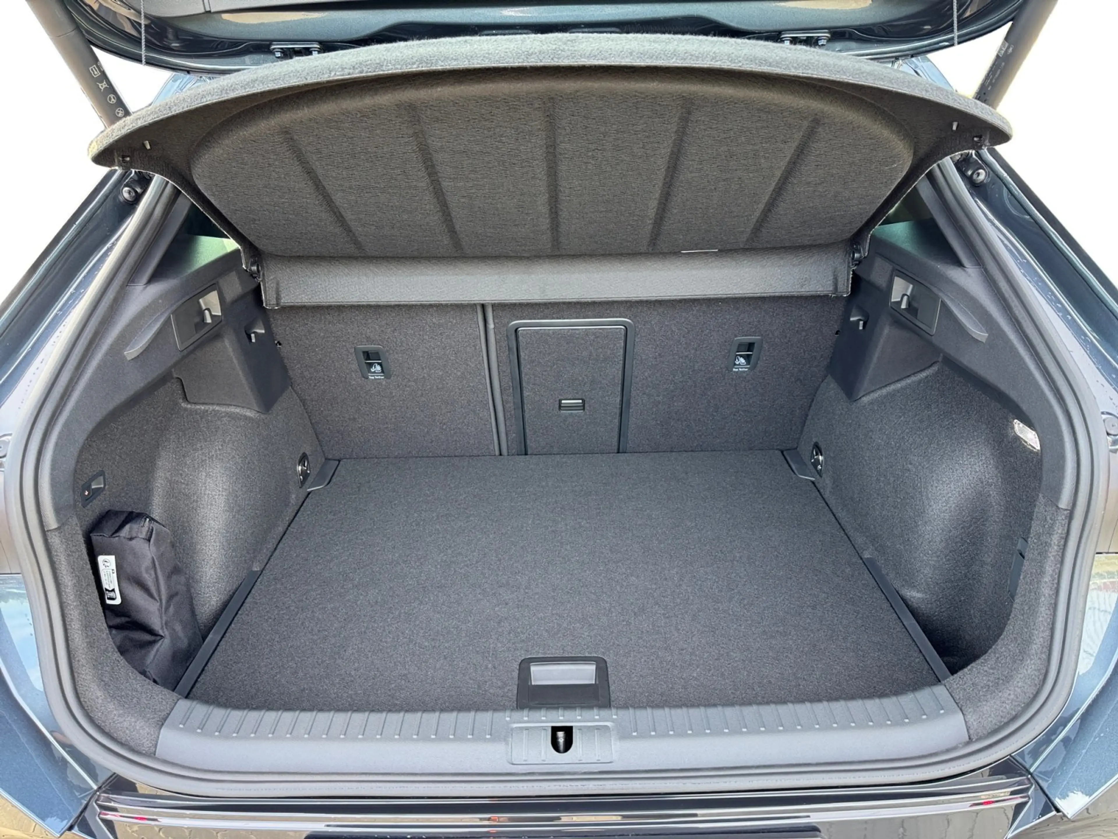 CUPRA Formentor VZ 4Drive TSI DSG|PANO|AHK|MATRIX|ACC — photo 7