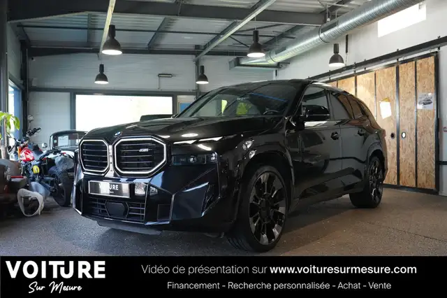BMW XM 4.4i V8 653 CV - 1 MAIN - SUIVI BMW - FULL - HYBRIDE