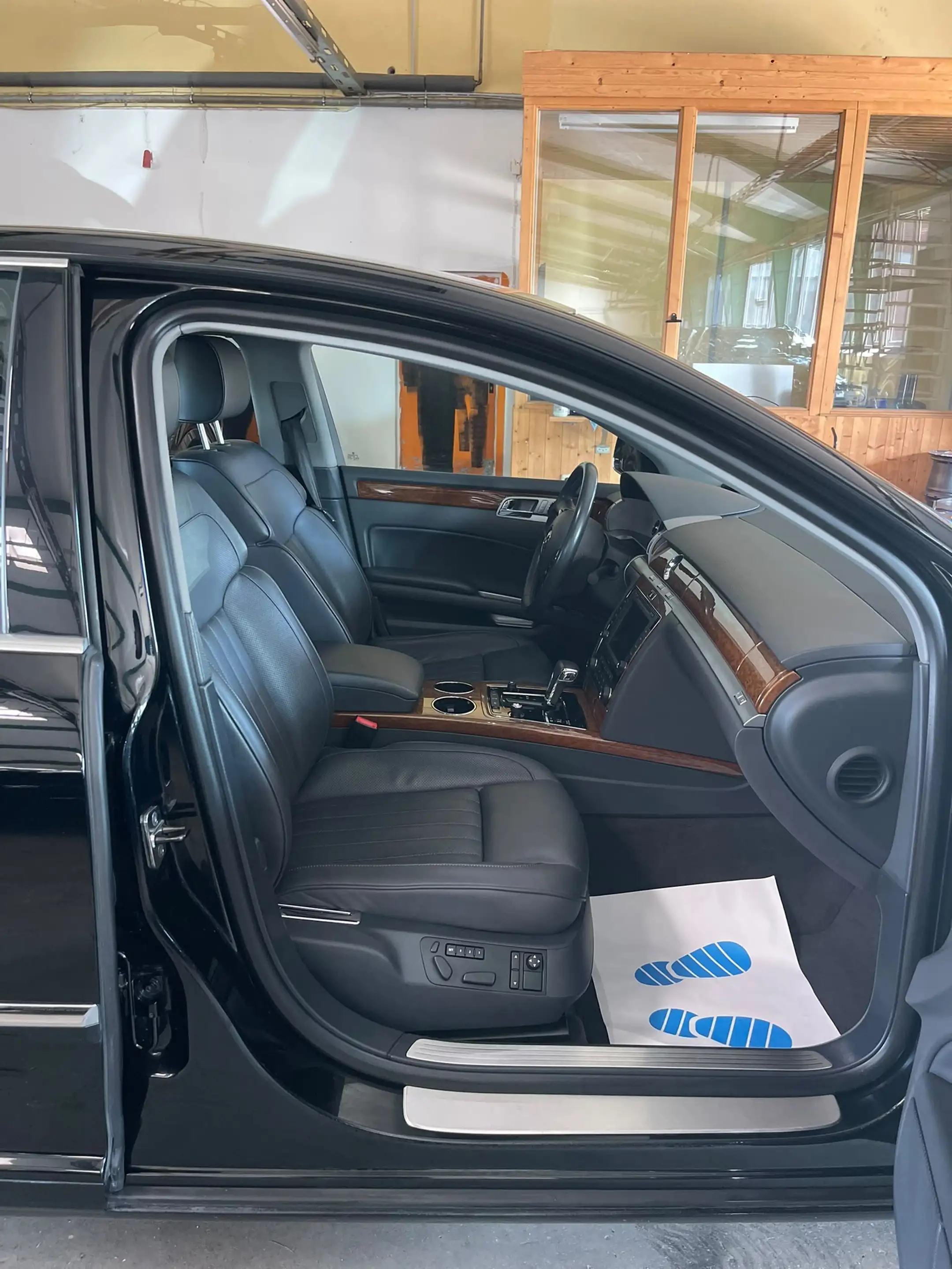 Volkswagen Phaeton Phaeton 3.0 V6 TDI*ACC*STNDHZ*KAMERA*ASSISTENZPAKET — photo 13