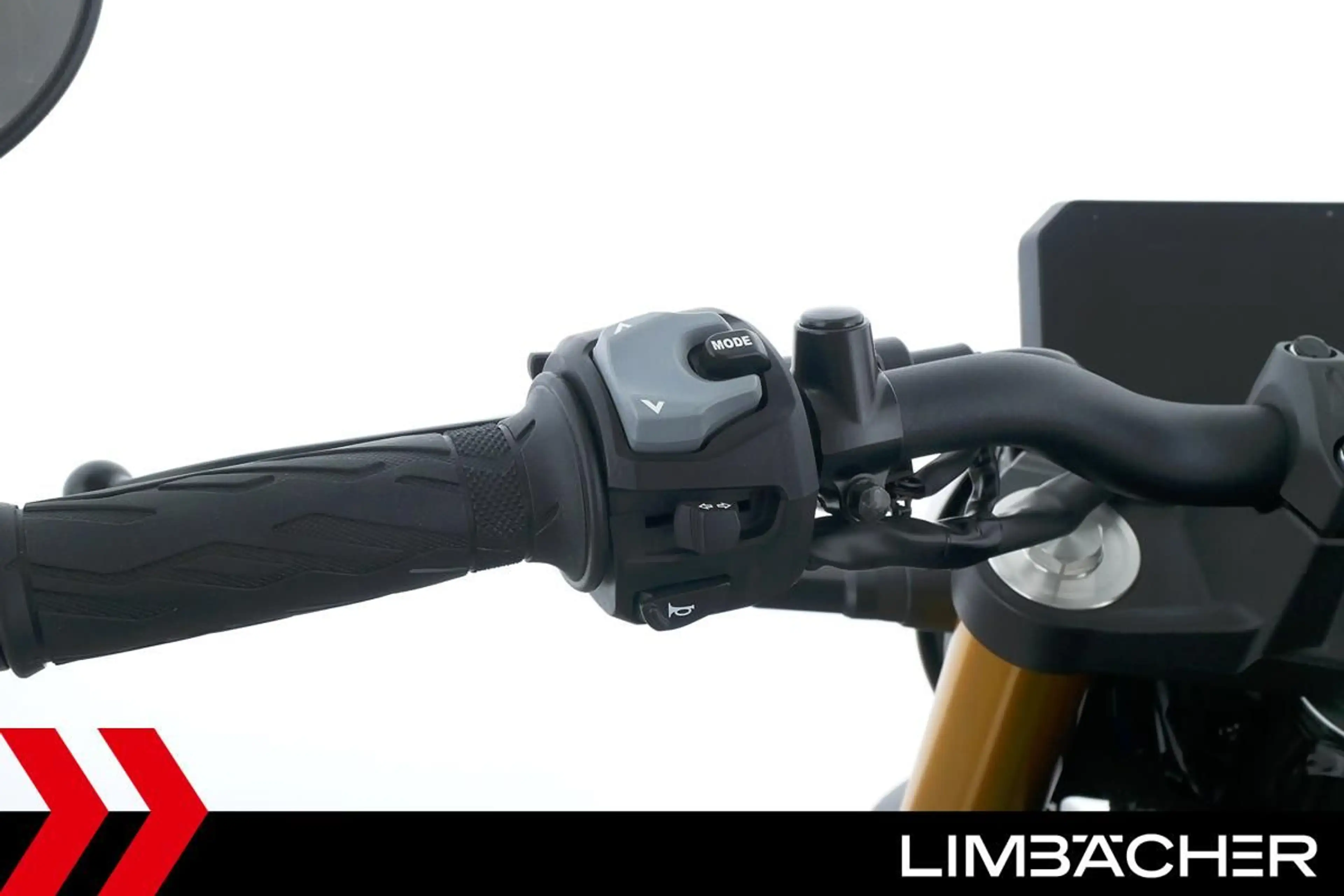 Suzuki GSX-8TT C, QS, Riding-Modes, LED — photo 19