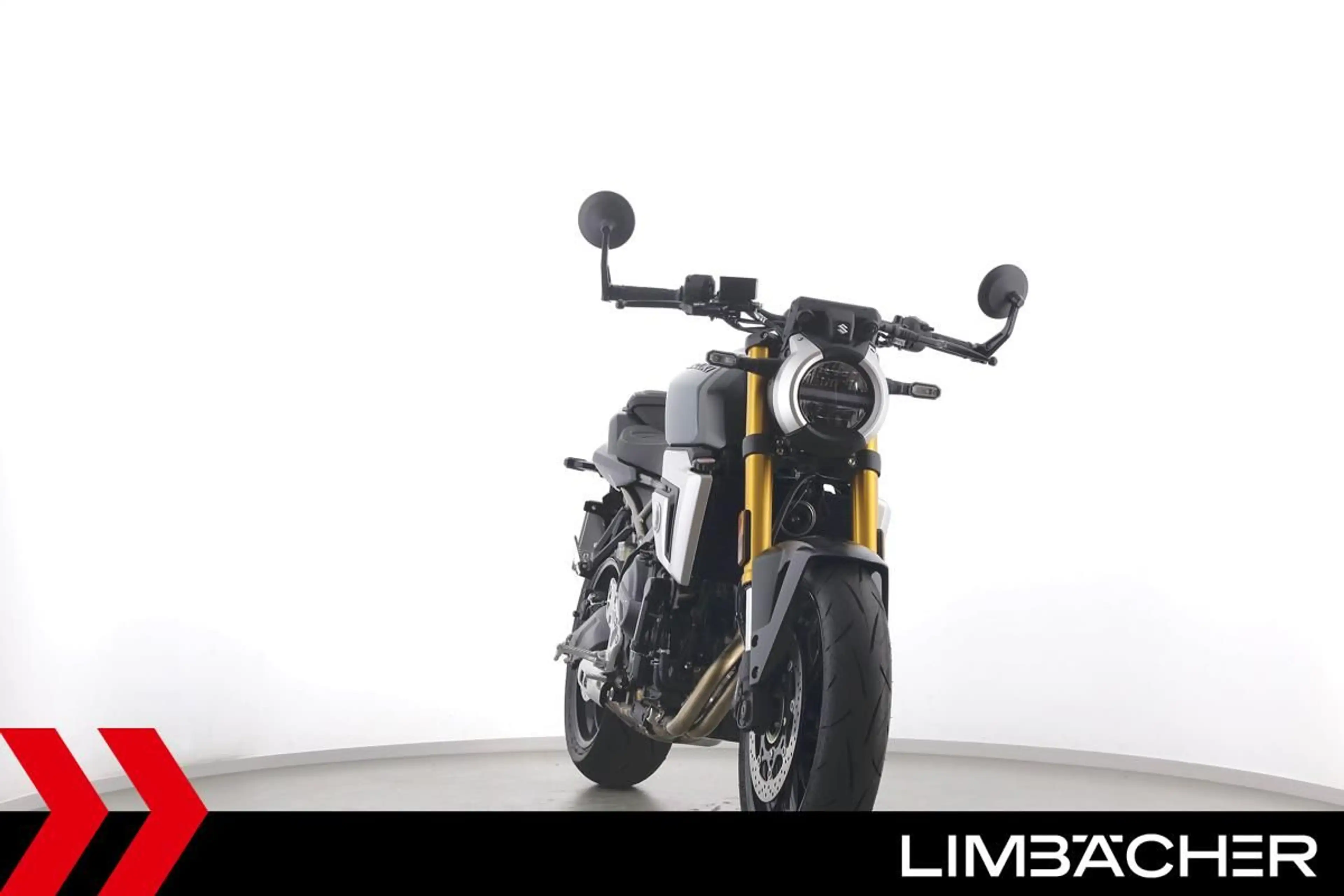 Suzuki GSX-8TT C, QS, Riding-Modes, LED — photo 11