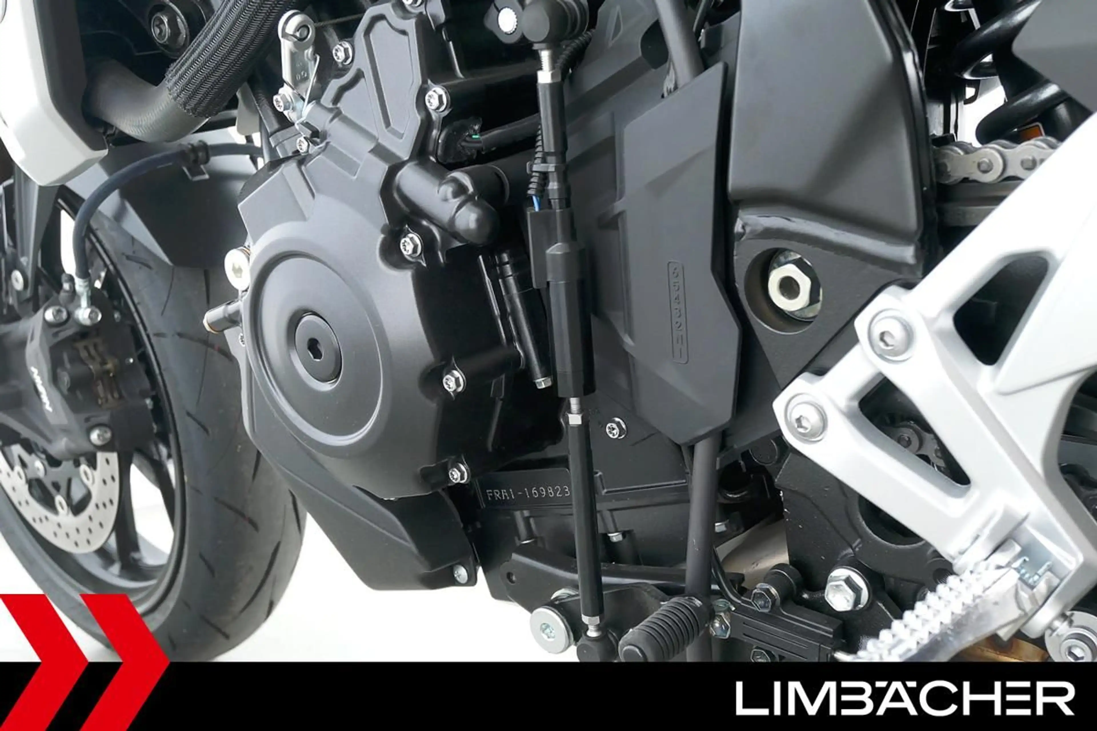 Suzuki GSX-8TT C, QS, Riding-Modes, LED — photo 18