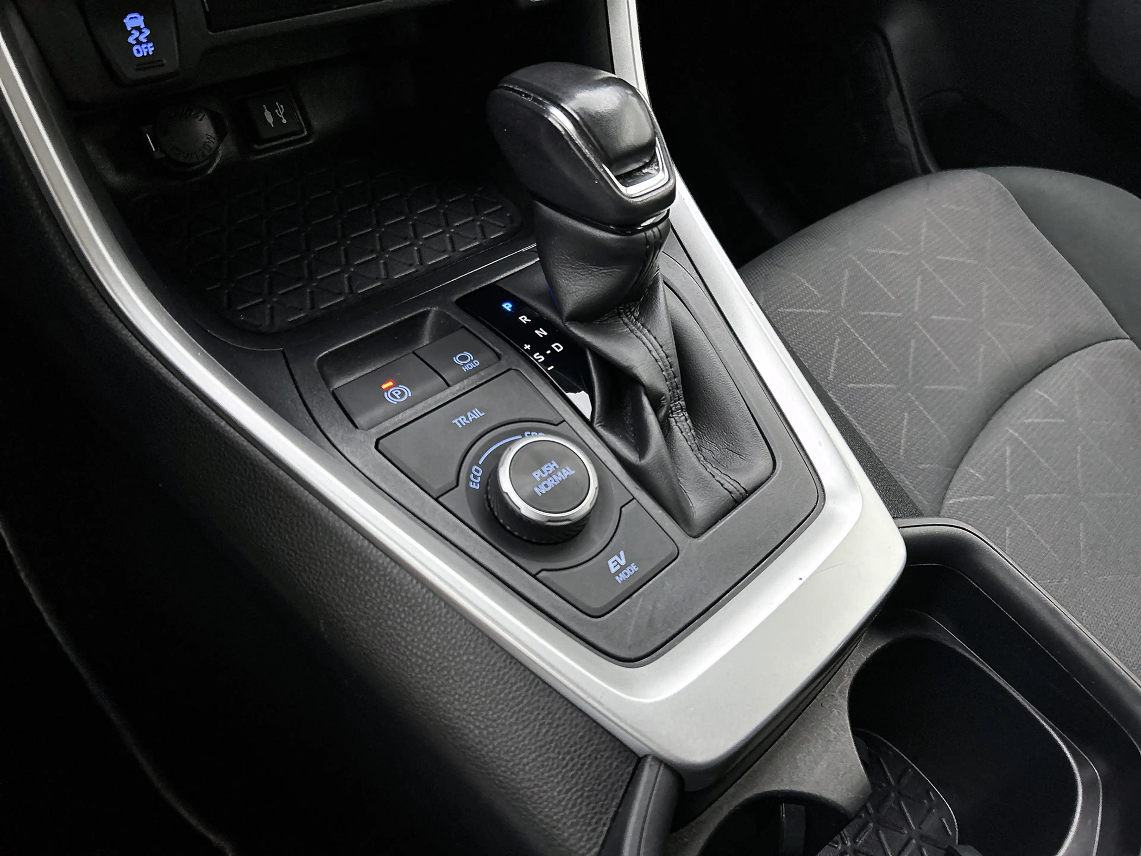 Toyota RAV 4 2.5 Hybrid AWD Active | 1.650 Kg trekgewicht | — photo 11