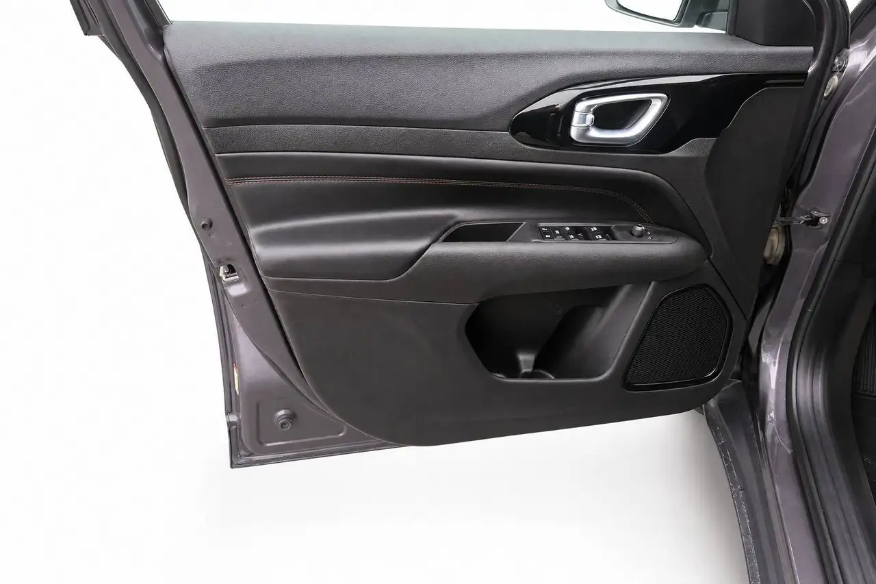Jeep Compass photo Jeep Compass