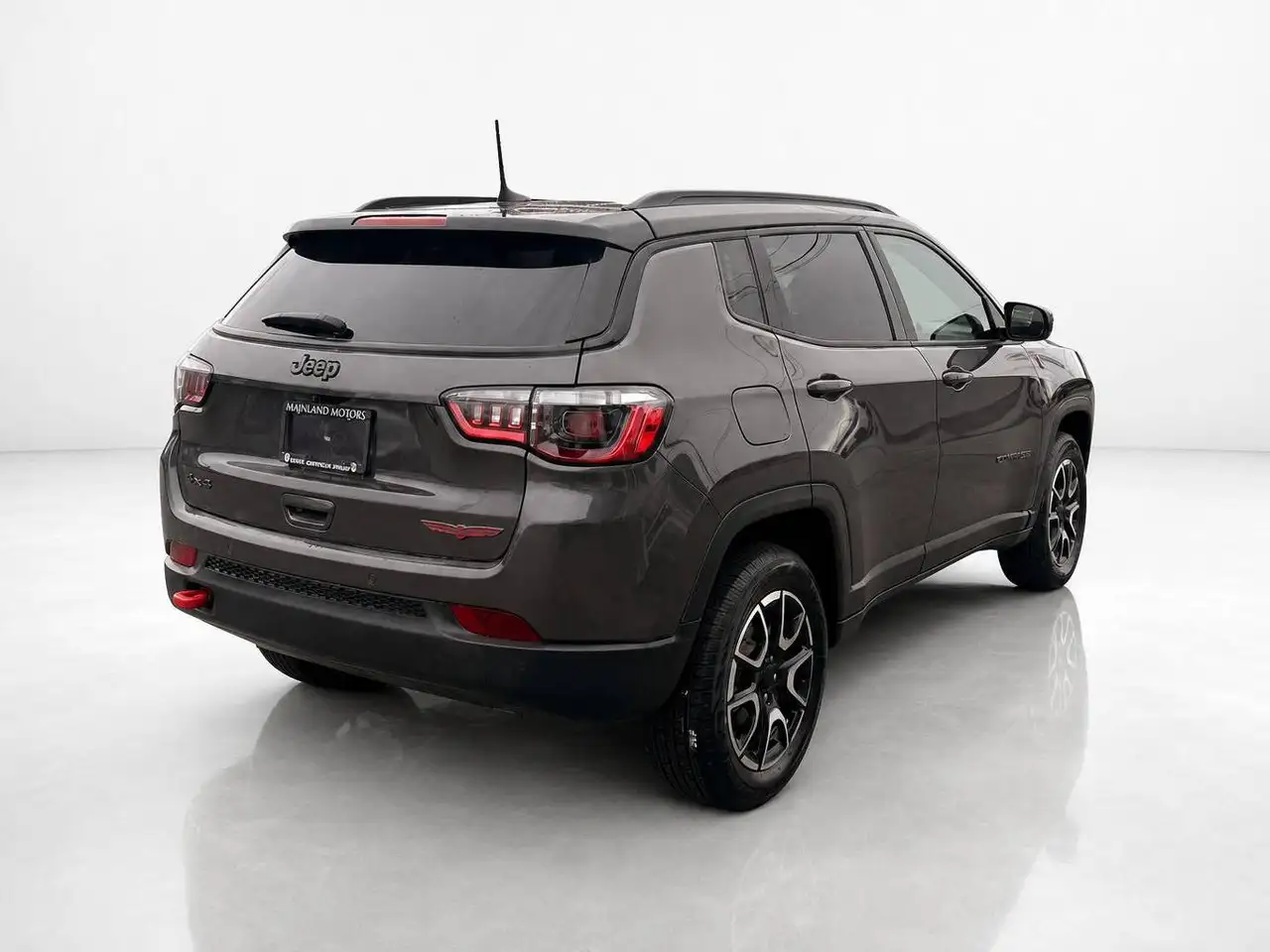 Jeep Compass photo Jeep Compass