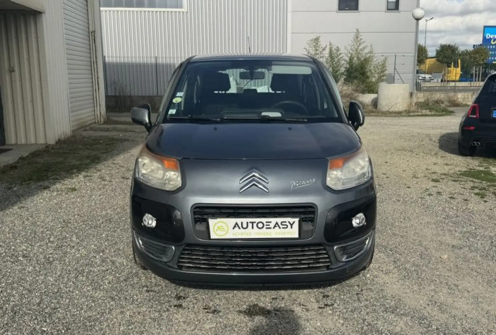 Citroen C3 Picasso 1.4 VTi 95 Confort Gris - 2