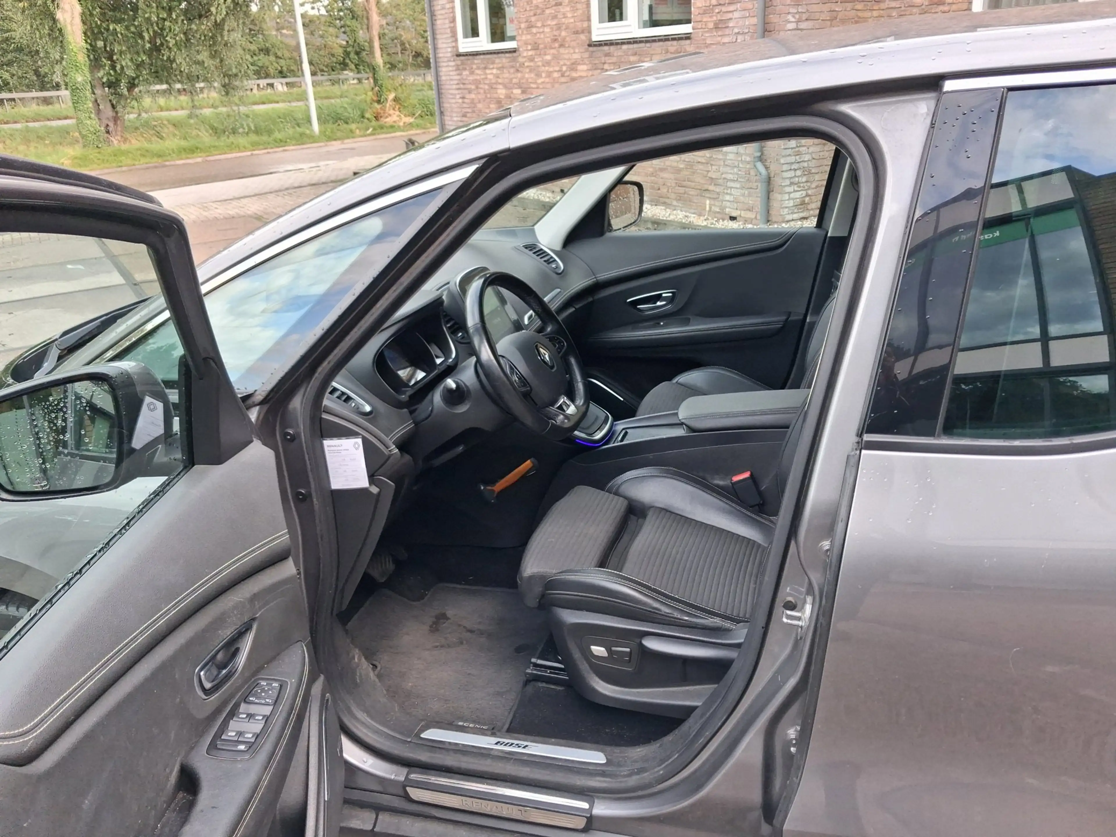 Renault Scenic 1.6 dCi Bose ((( AUTOMAAT / nieuwe apk ))) — photo 9