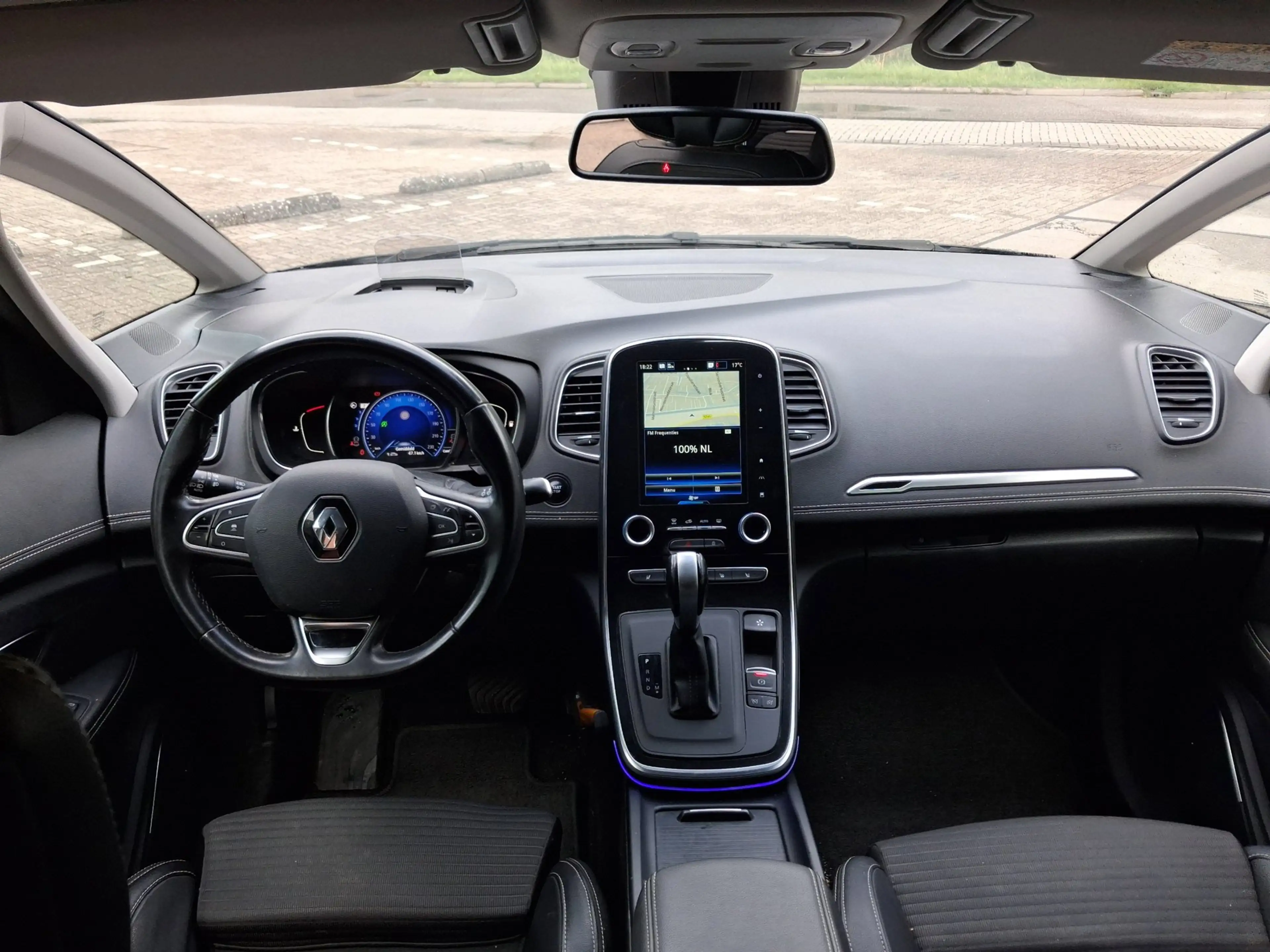 Renault Scenic 1.6 dCi Bose ((( AUTOMAAT / nieuwe apk ))) — photo 7