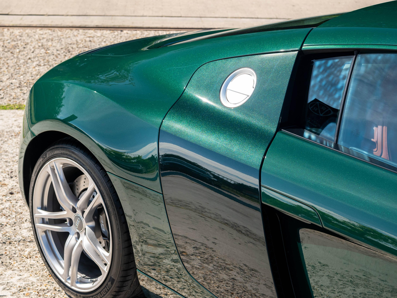 Audi R8 R8 4.2 V8 | Desirable 6 speed manual gearbox — photo 15