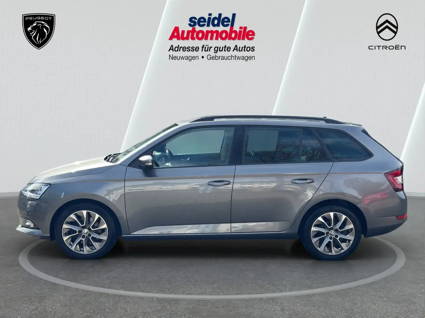 Skoda Fabia Combi 1.0l TSI Automatik BestOf, 1.Hand Grau - 2